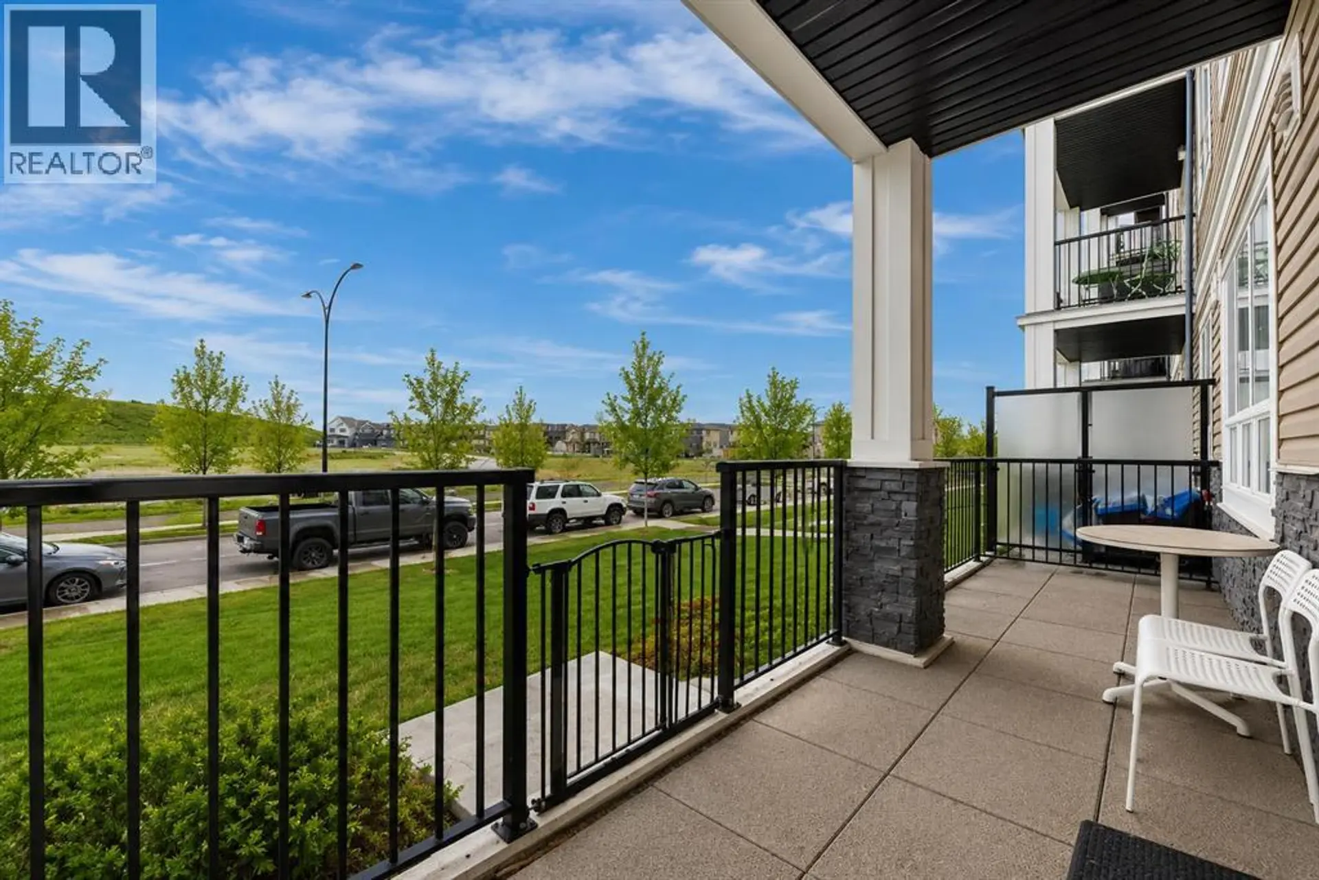 #119 10 Walgrove Walk SE - Image 2
