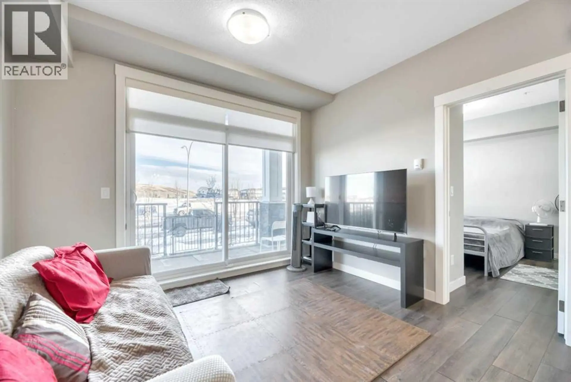 #119 10 Walgrove Walk SE - Image 7