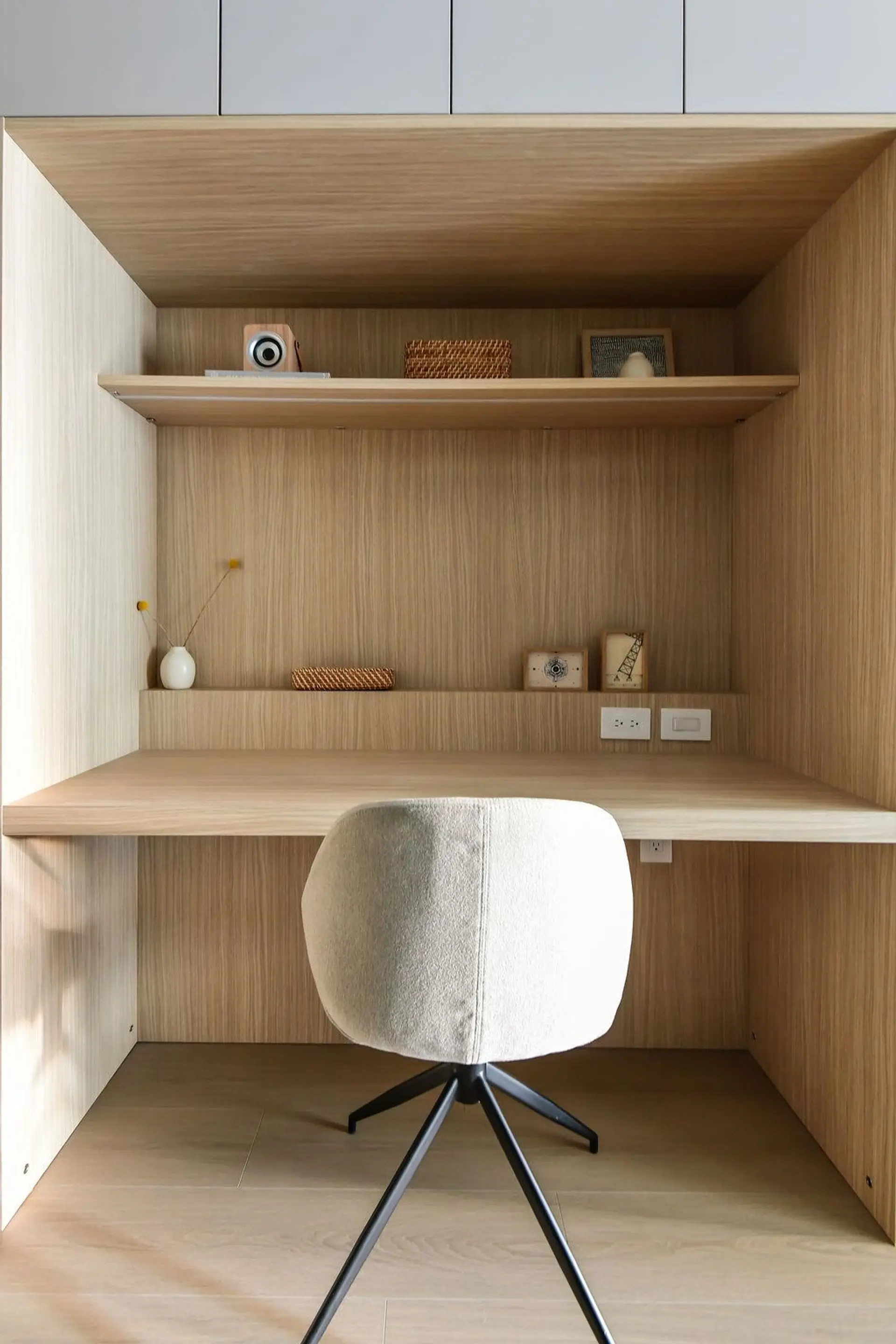 #222 125 Albert Street - Image 3