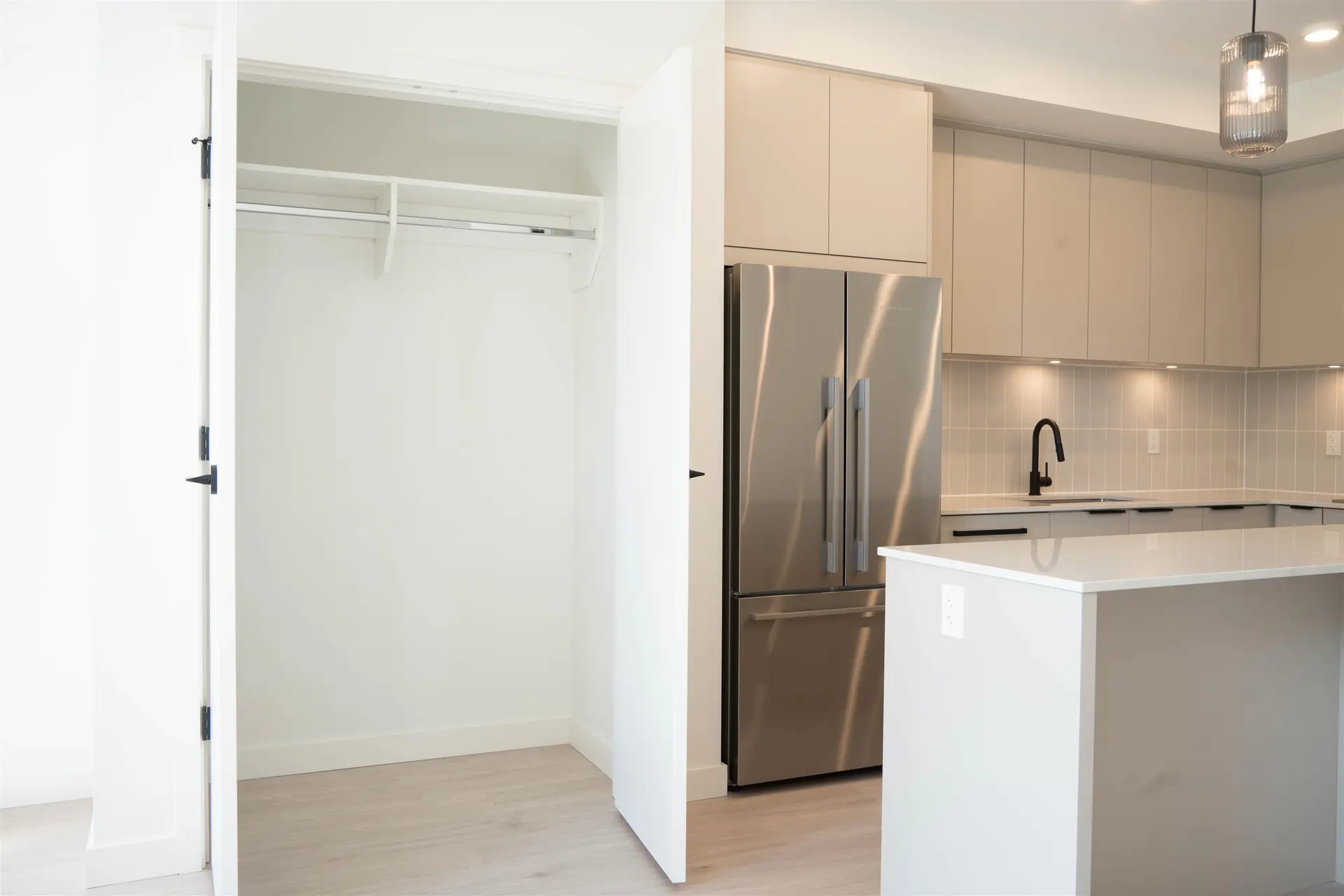 #110 921 Grant Street - Image 6