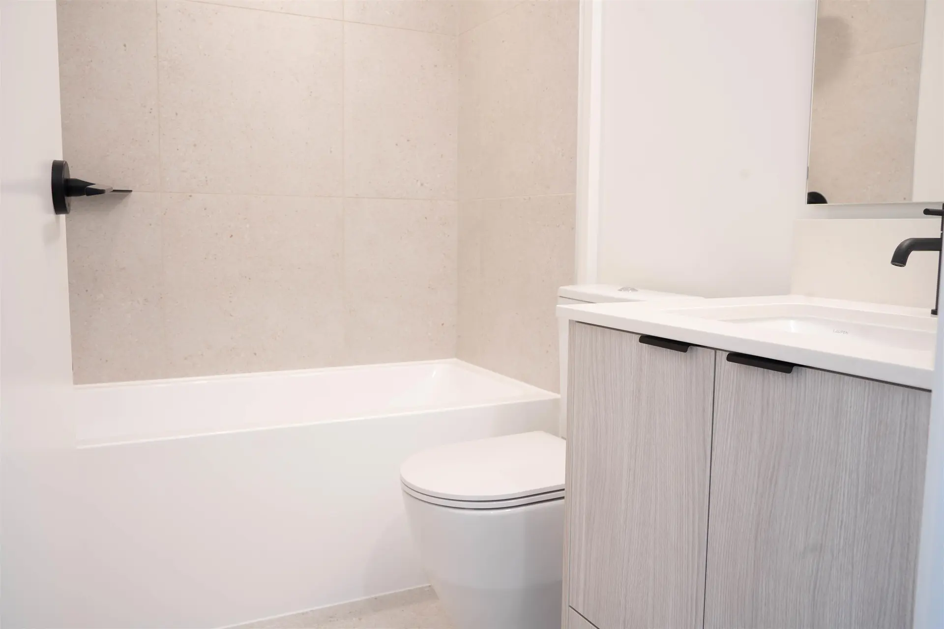 #110 921 Grant Street - Image 12