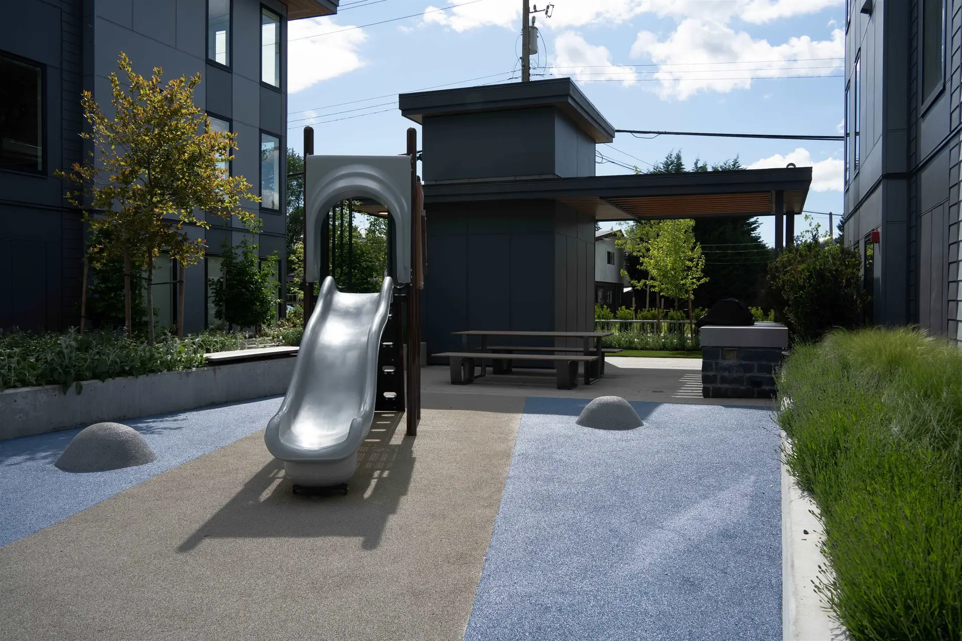 #110 921 Grant Street - Image 15