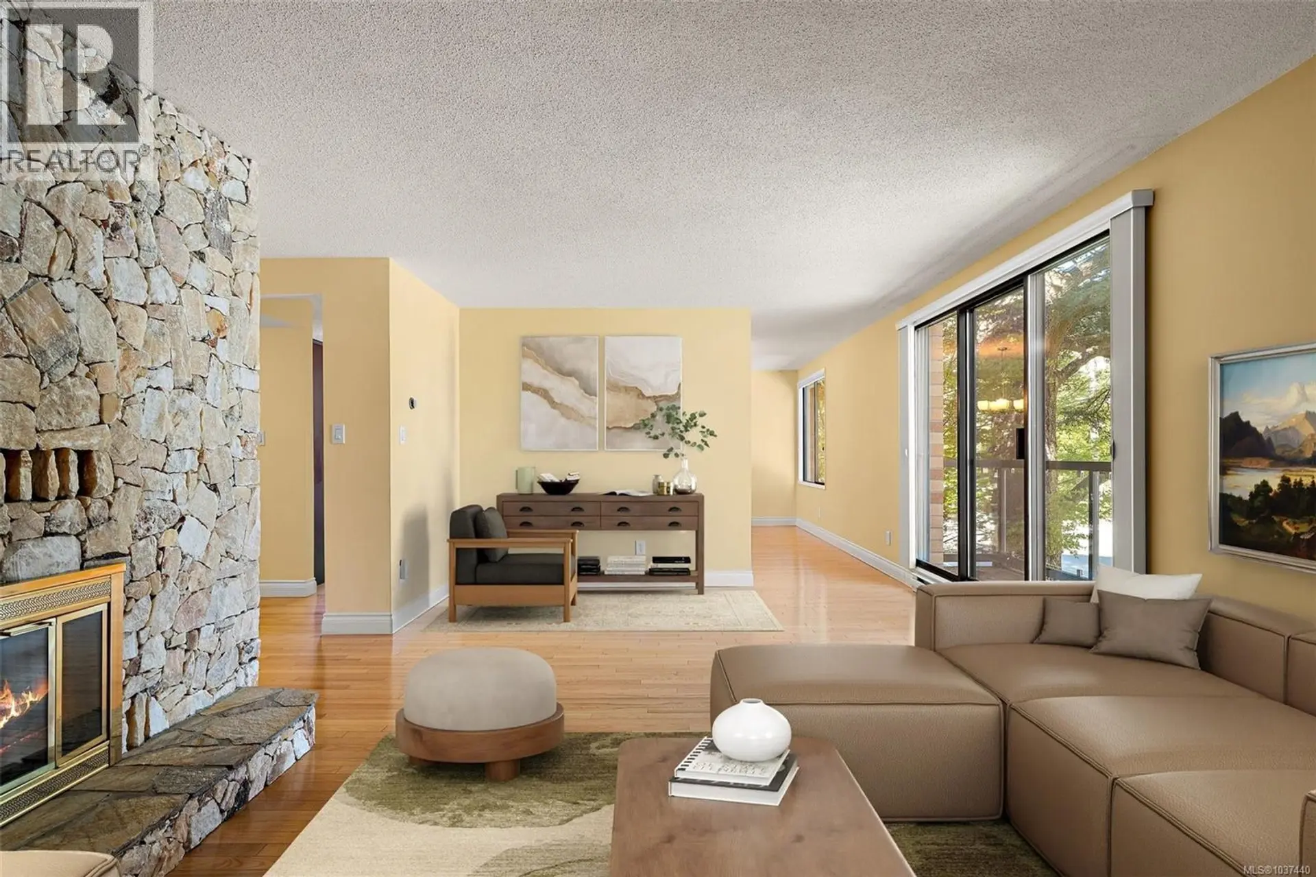 Property at #201 1280 Newport Ave, Oak Bay, BC