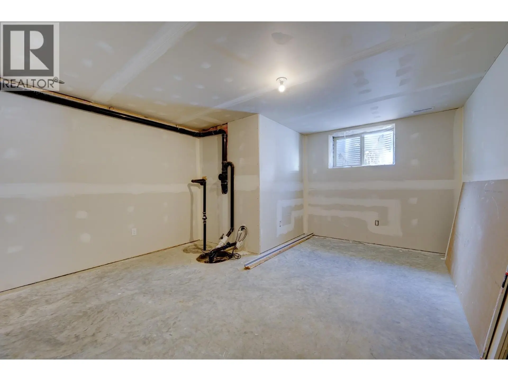 #2 220 Shepherd Road - Image 16