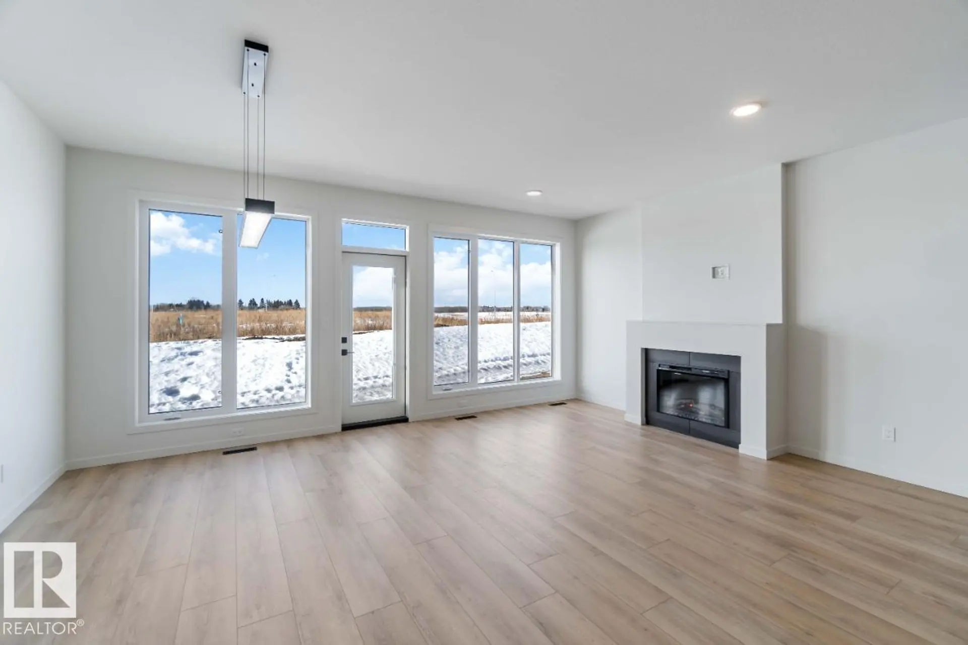 29 Devonshire DR - Image 8