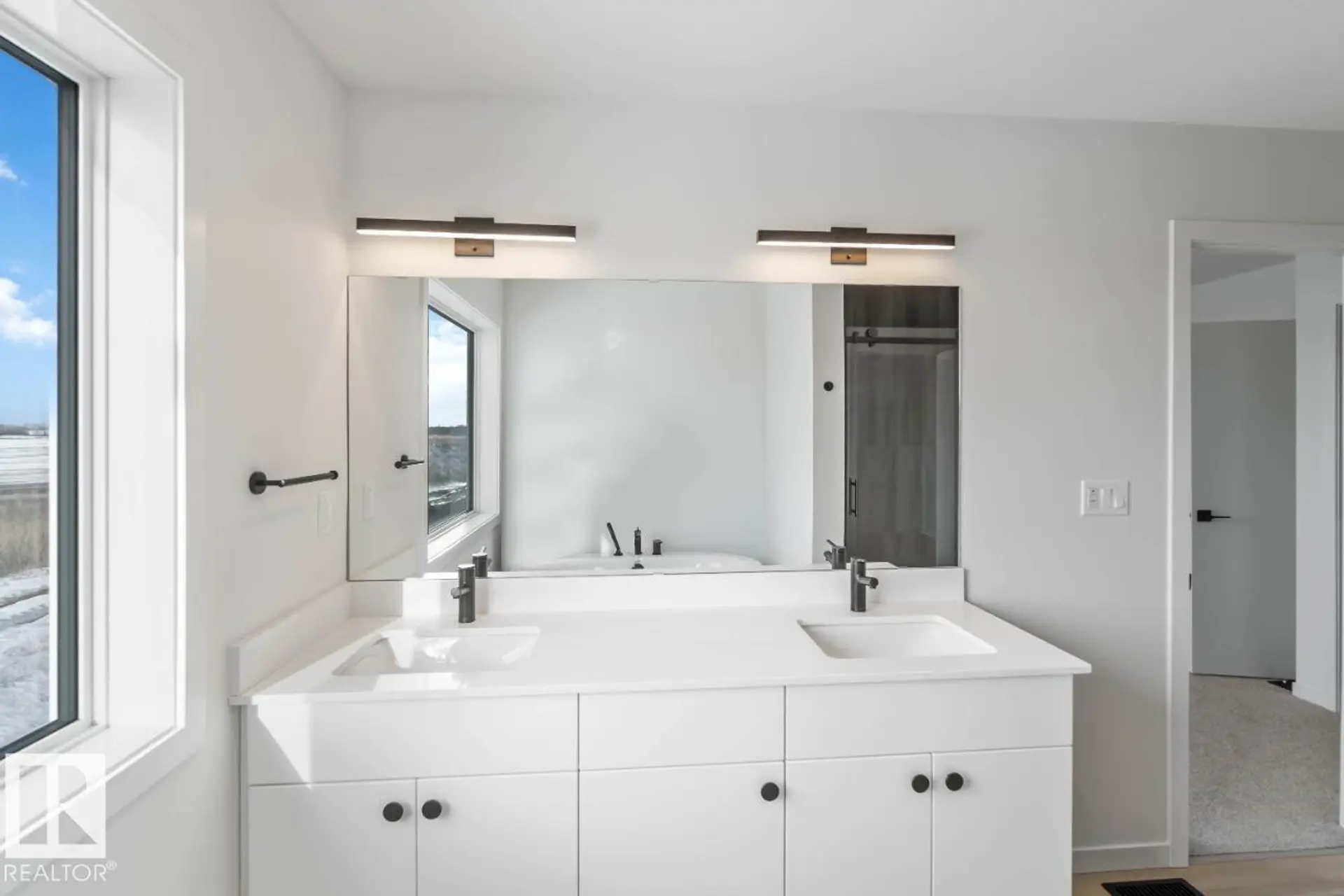 29 Devonshire DR - Image 14