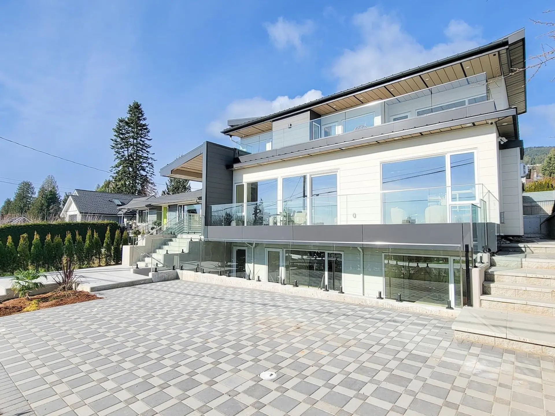 Property at 2141 Jefferson Avenue, West Vancouver, BC
