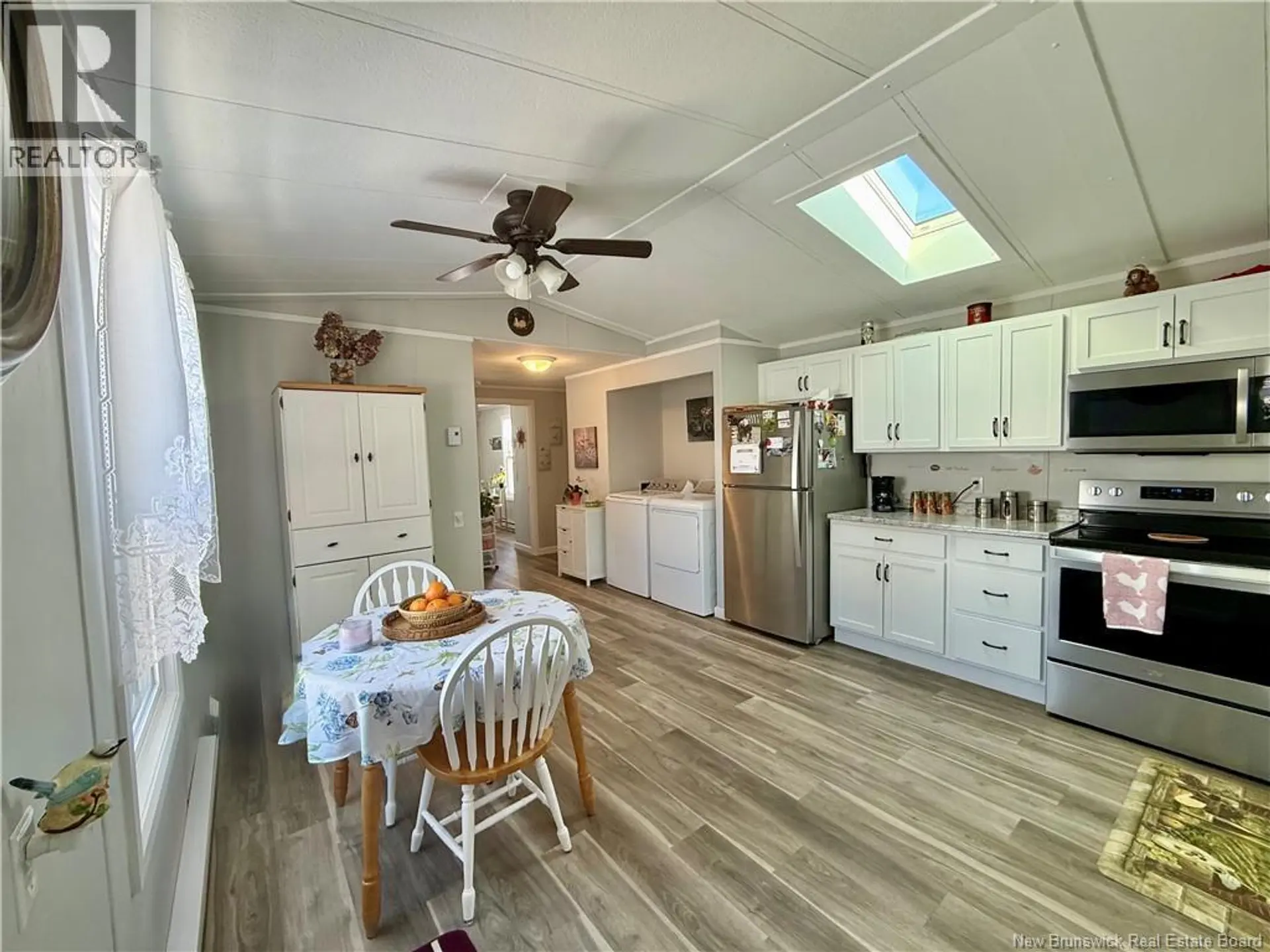 11 Condon Crescent - Image 2
