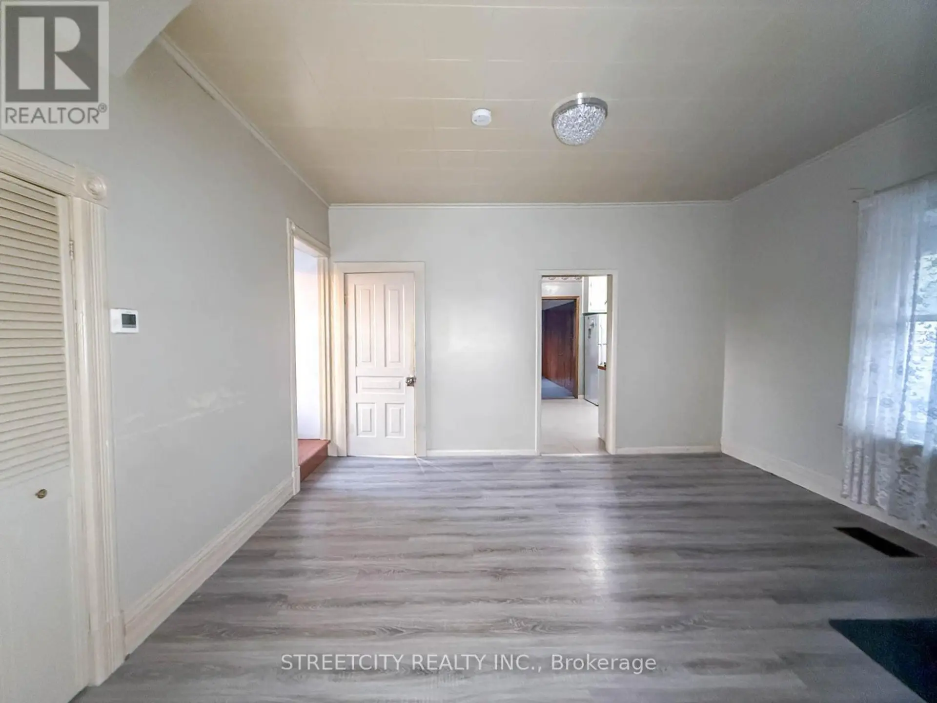 305 ST CLAIR STREET - Image 5