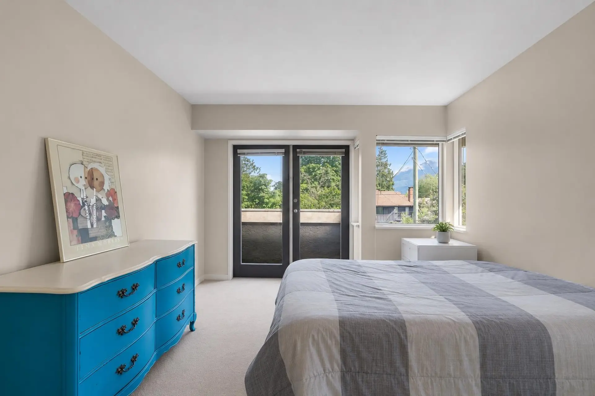 6372 Douglas Street - Image 10