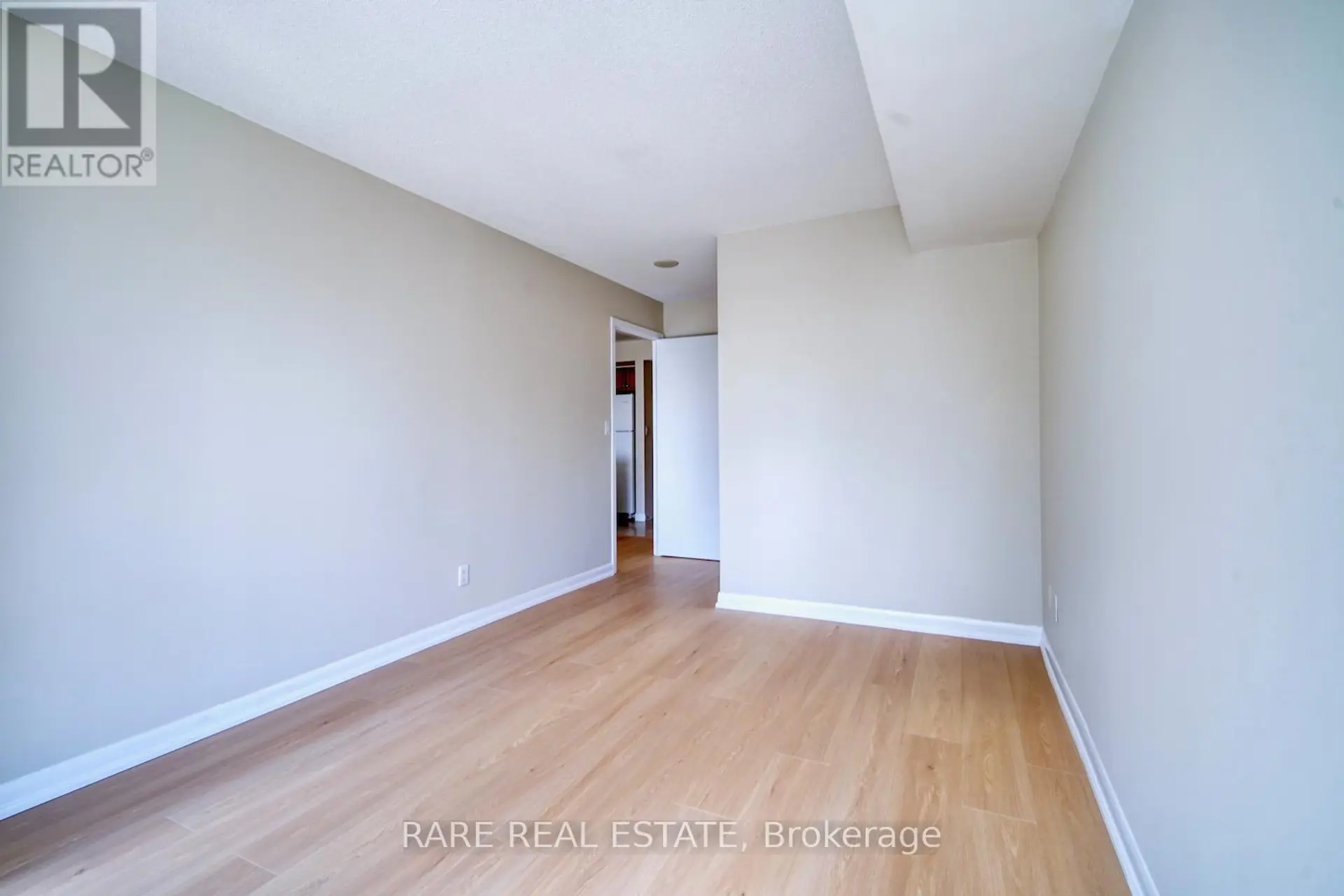 #3007 210 VICTORIA STREET - Image 9
