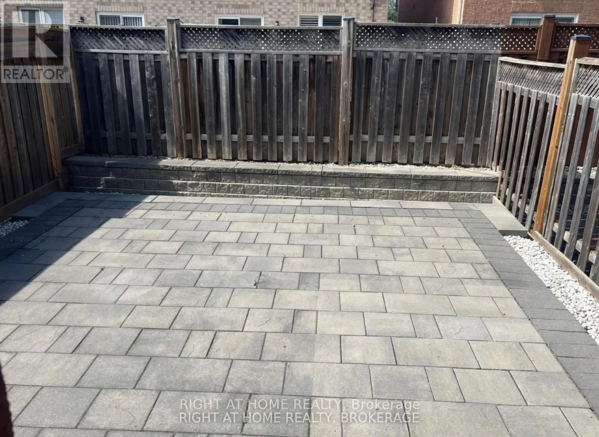 60 ZACHARY PLACE N - Image 18