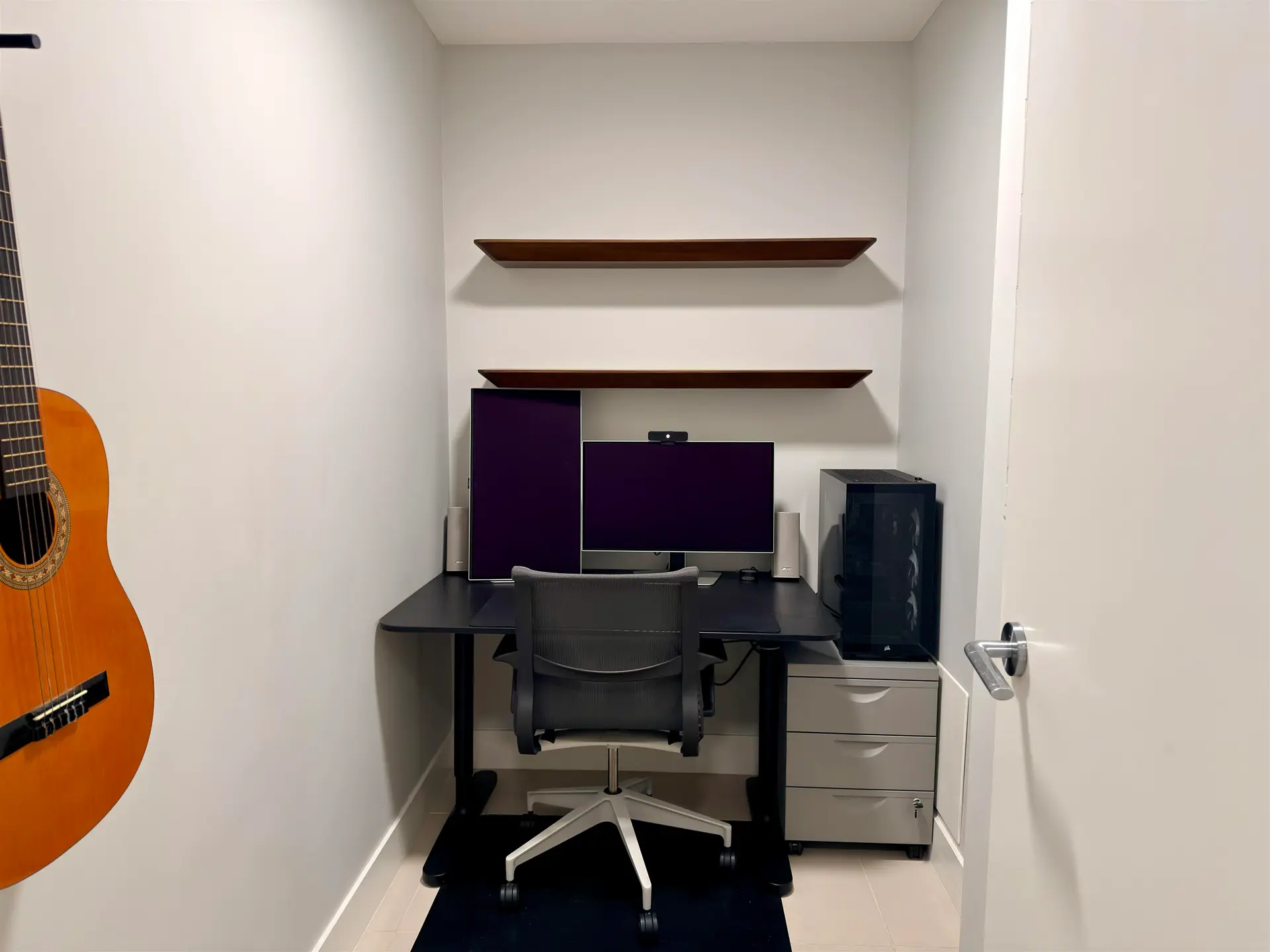 #407 1088 Richards Street - Image 6