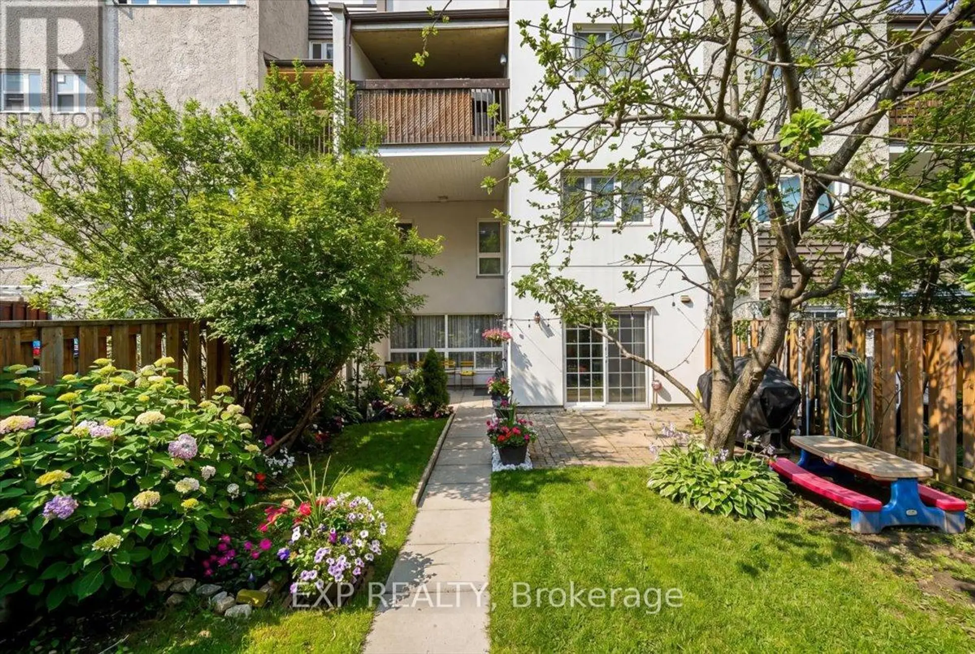 #167 1055 DUNDAS STREET E - Image 17