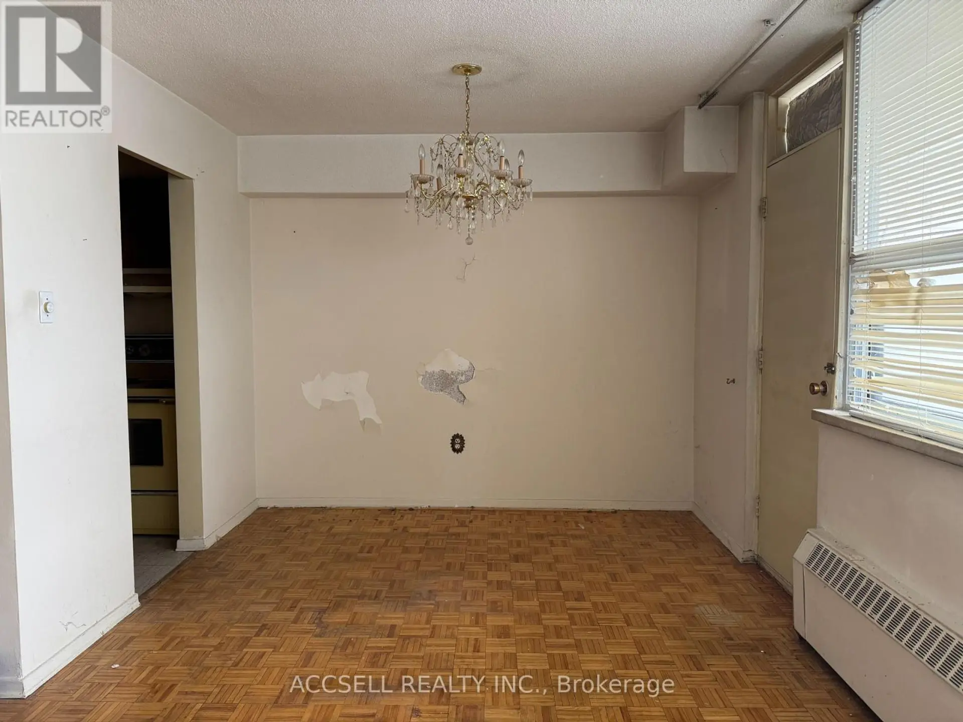 #1703 1455 LAWRENCE AVENUE W - Image 3