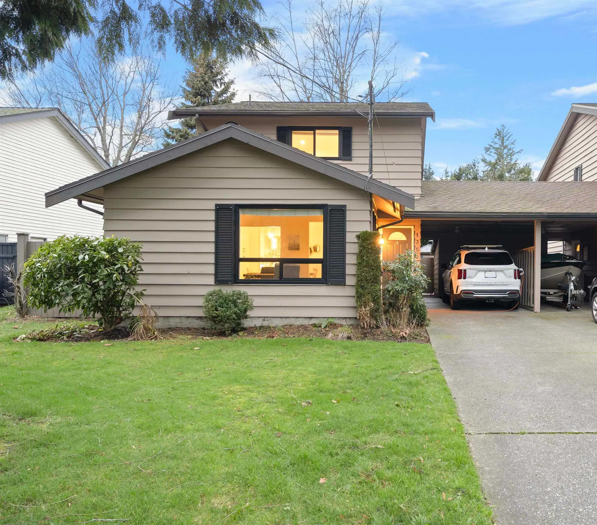 Property at 13507 15 Avenue, Surrey, BC