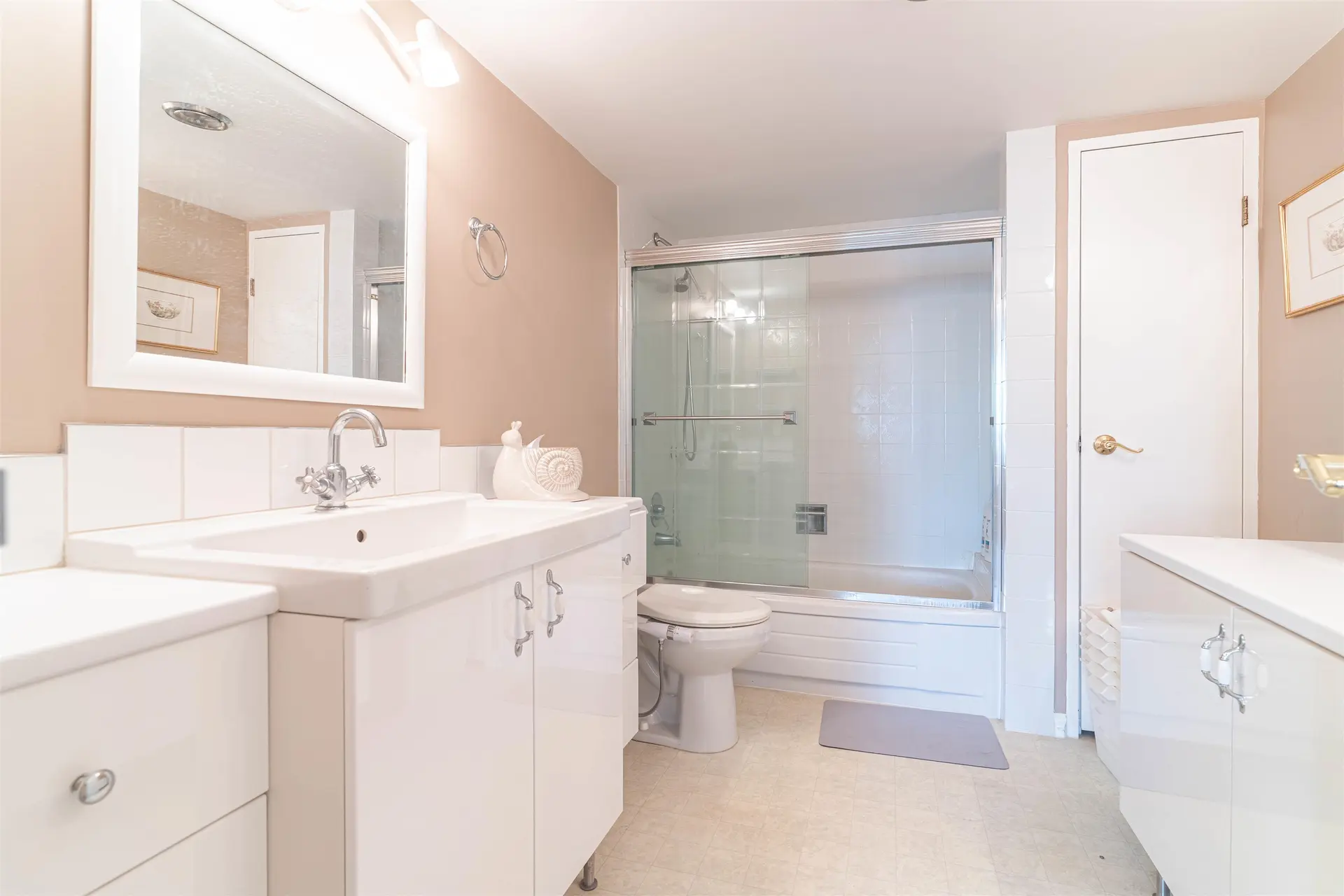 #310 6651 Minoru Boulevard - Image 7