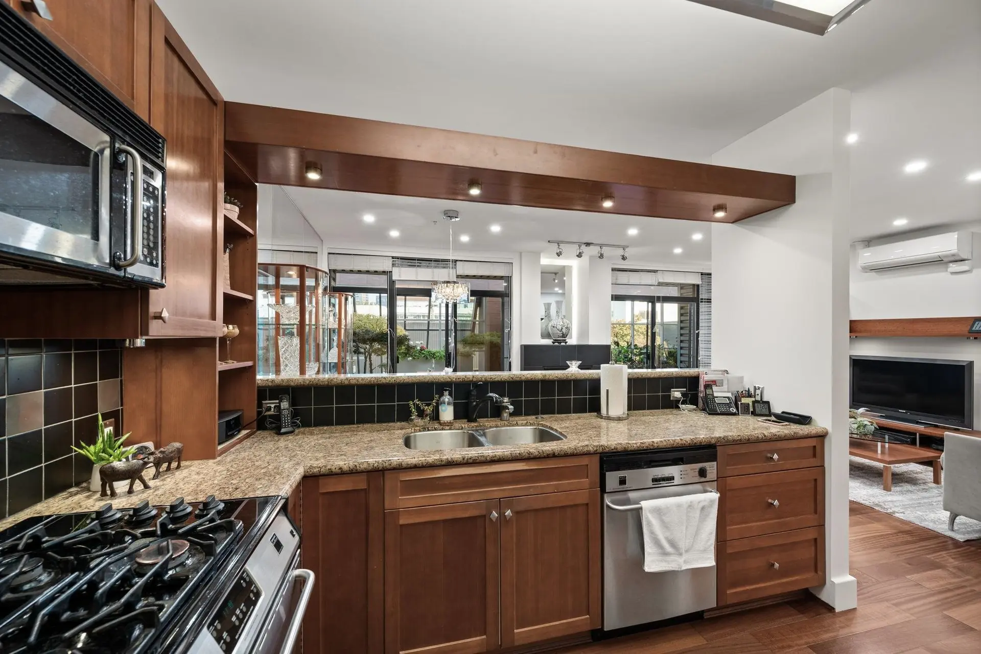 #202 1750 W 2nd Avenue - Image 8