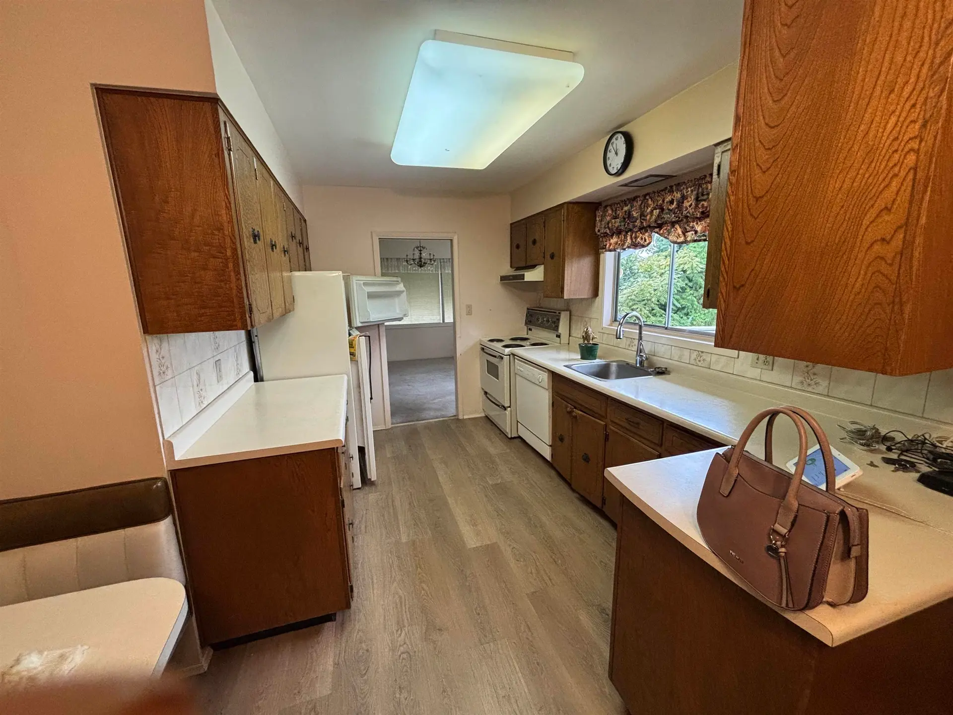 12995 110 Avenue - Image 8