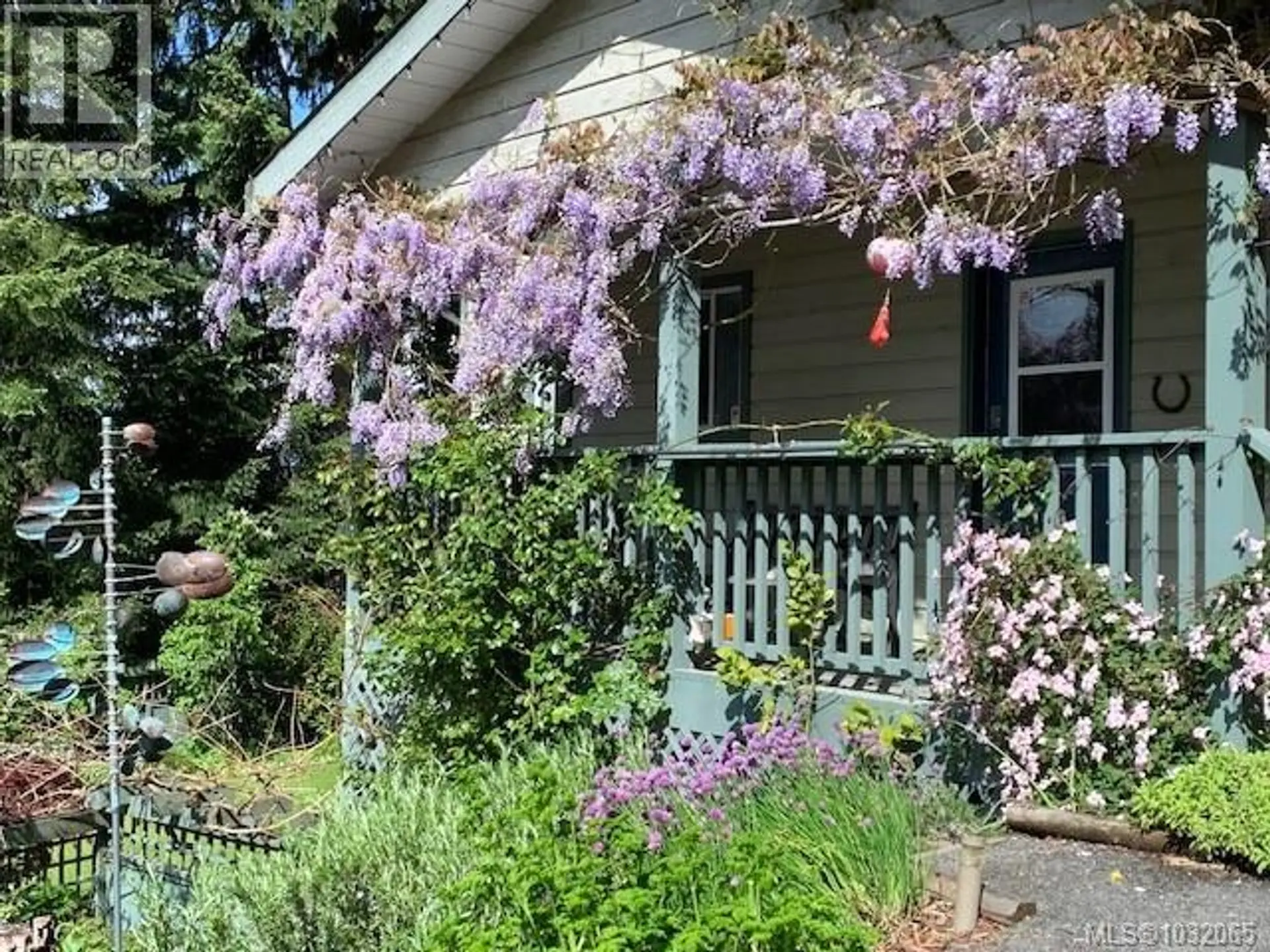 Property at 178 Elizabeth Dr, Salt Spring, BC