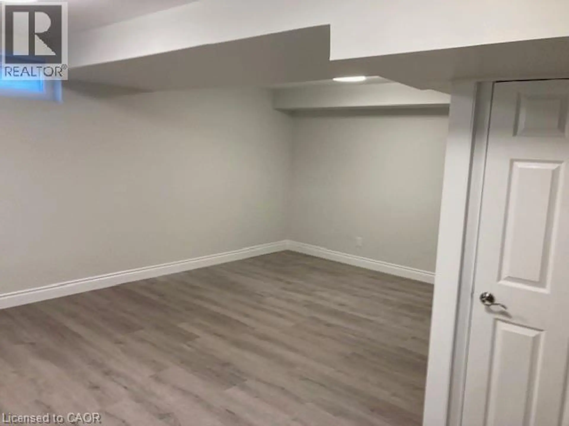 #10 89 WOOLWICH Street - Image 14