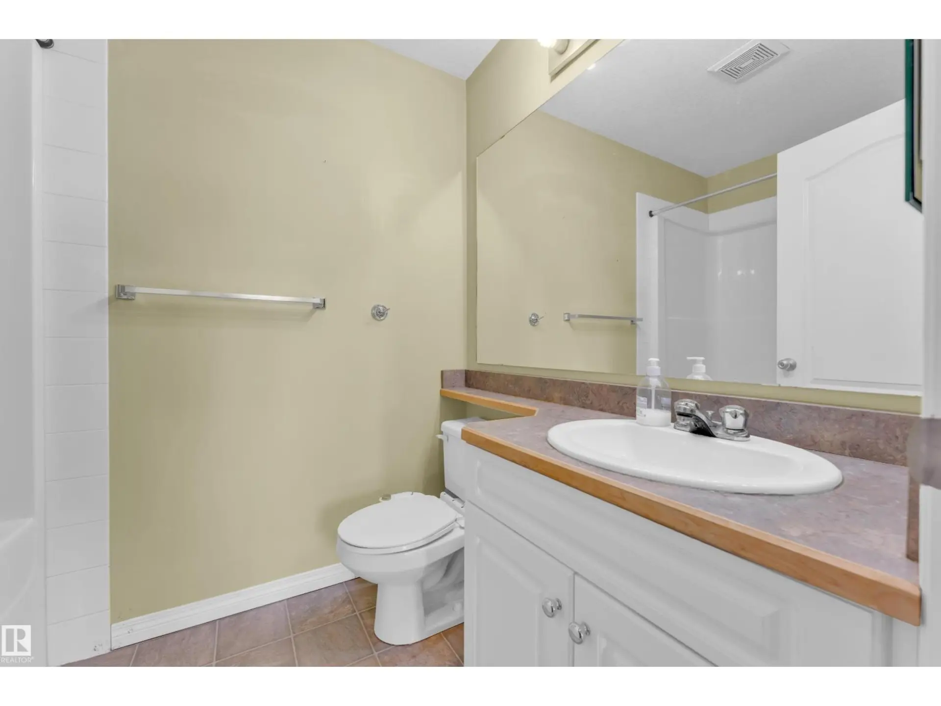#440 3425 19 ST NW - Image 11