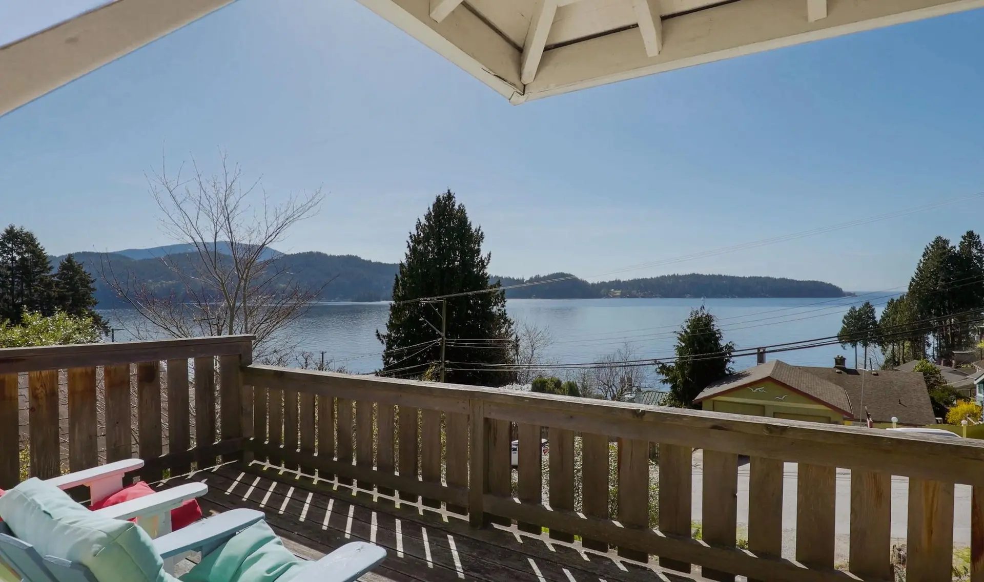 Property at 466 Central Avenue, Gibsons, BC