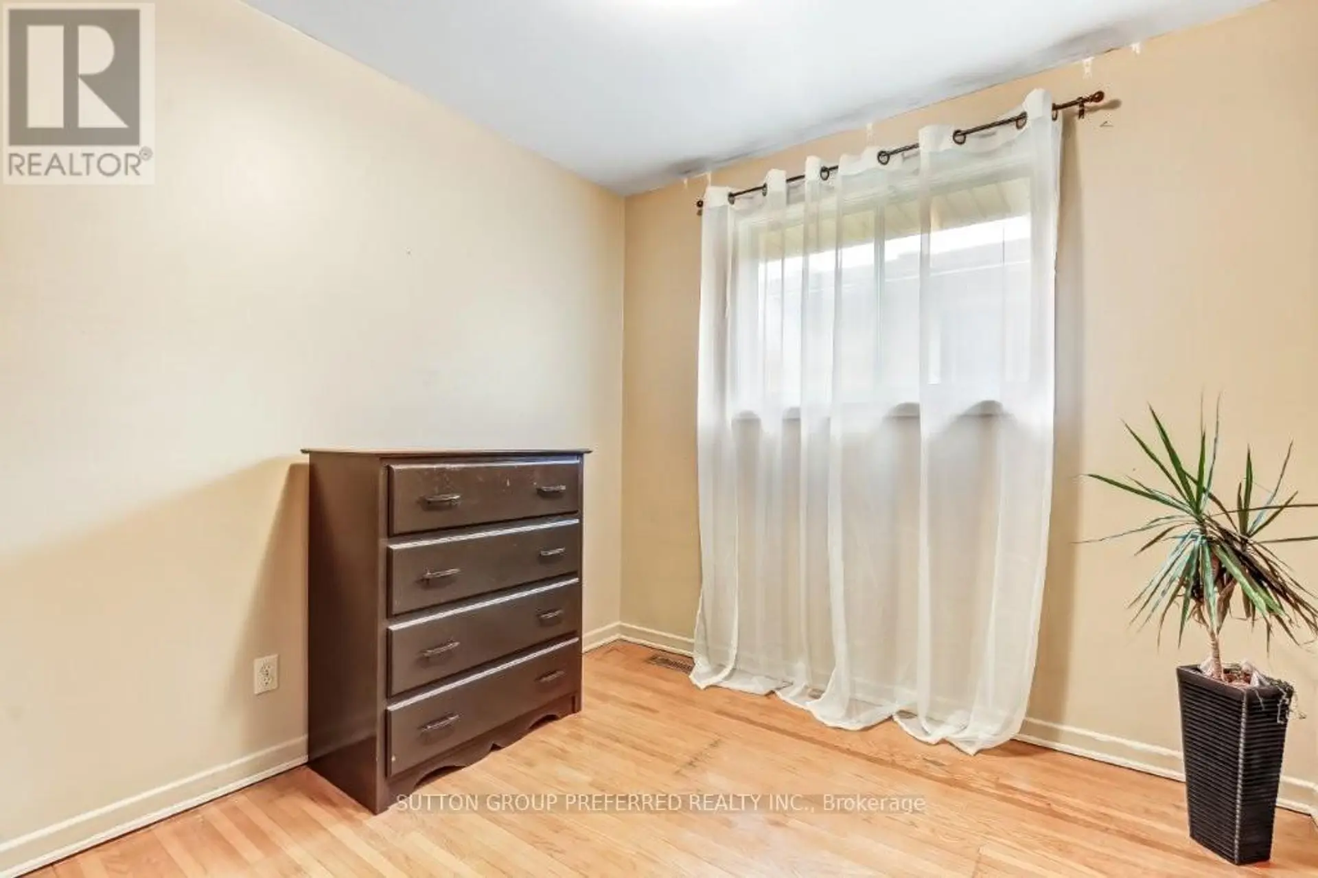 34 WEXFORD AVENUE - Image 11