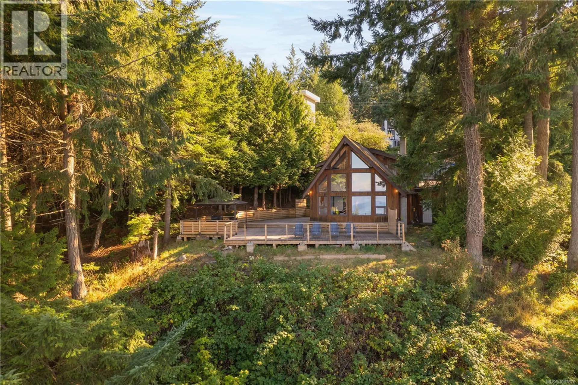Property at 5030 Lost Lake Rd, Nanaimo, BC