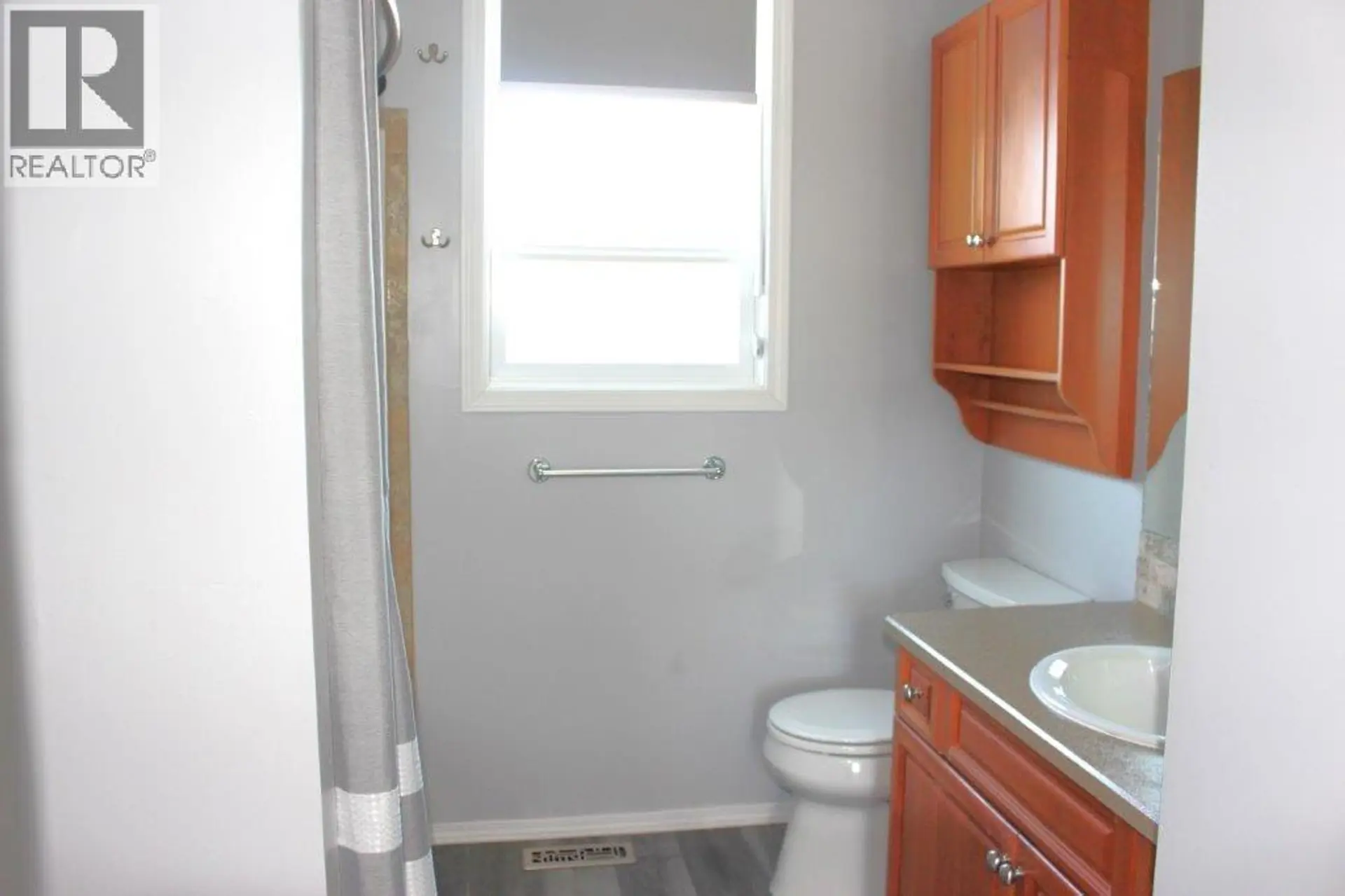 #242 415 Commonwealth Road - Image 10