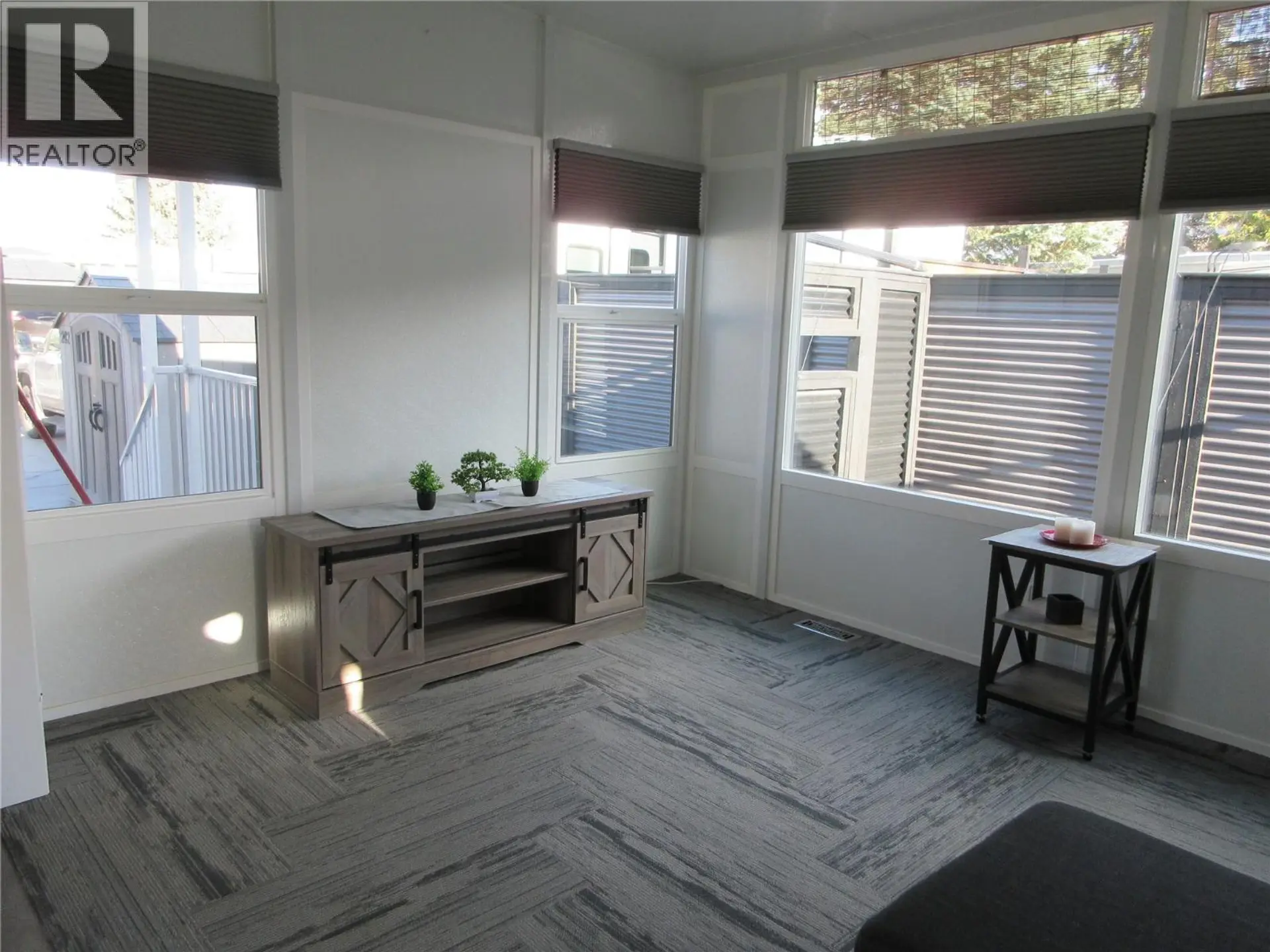 #242 415 Commonwealth Road - Image 5
