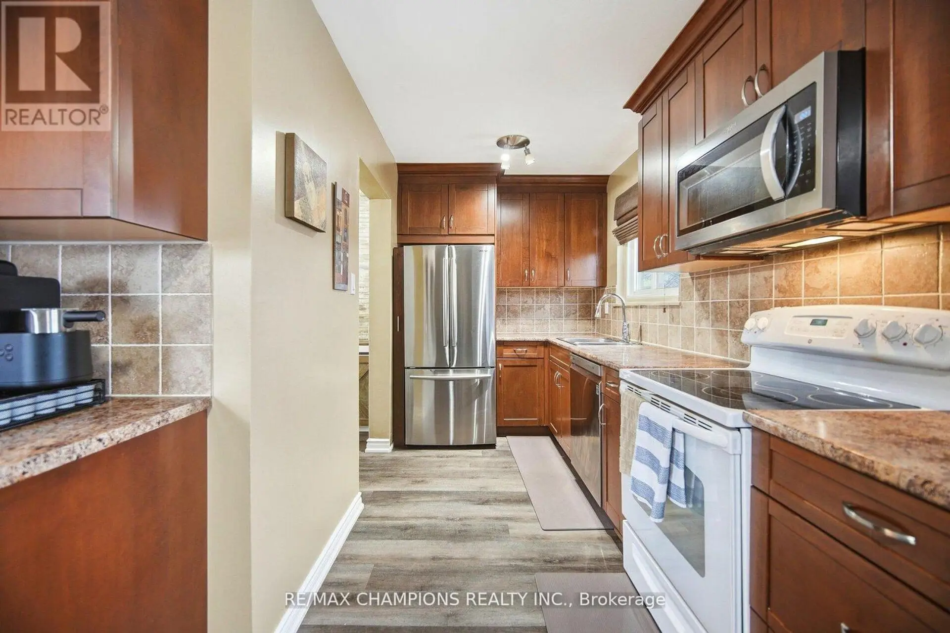 64 GREENBRIAR ROAD - Image 6