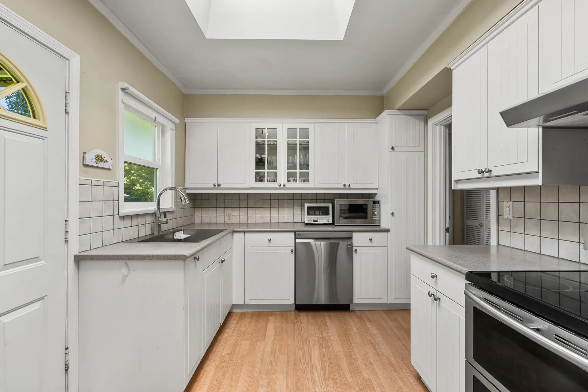 170 Carisbrooke Crescent - Image 5