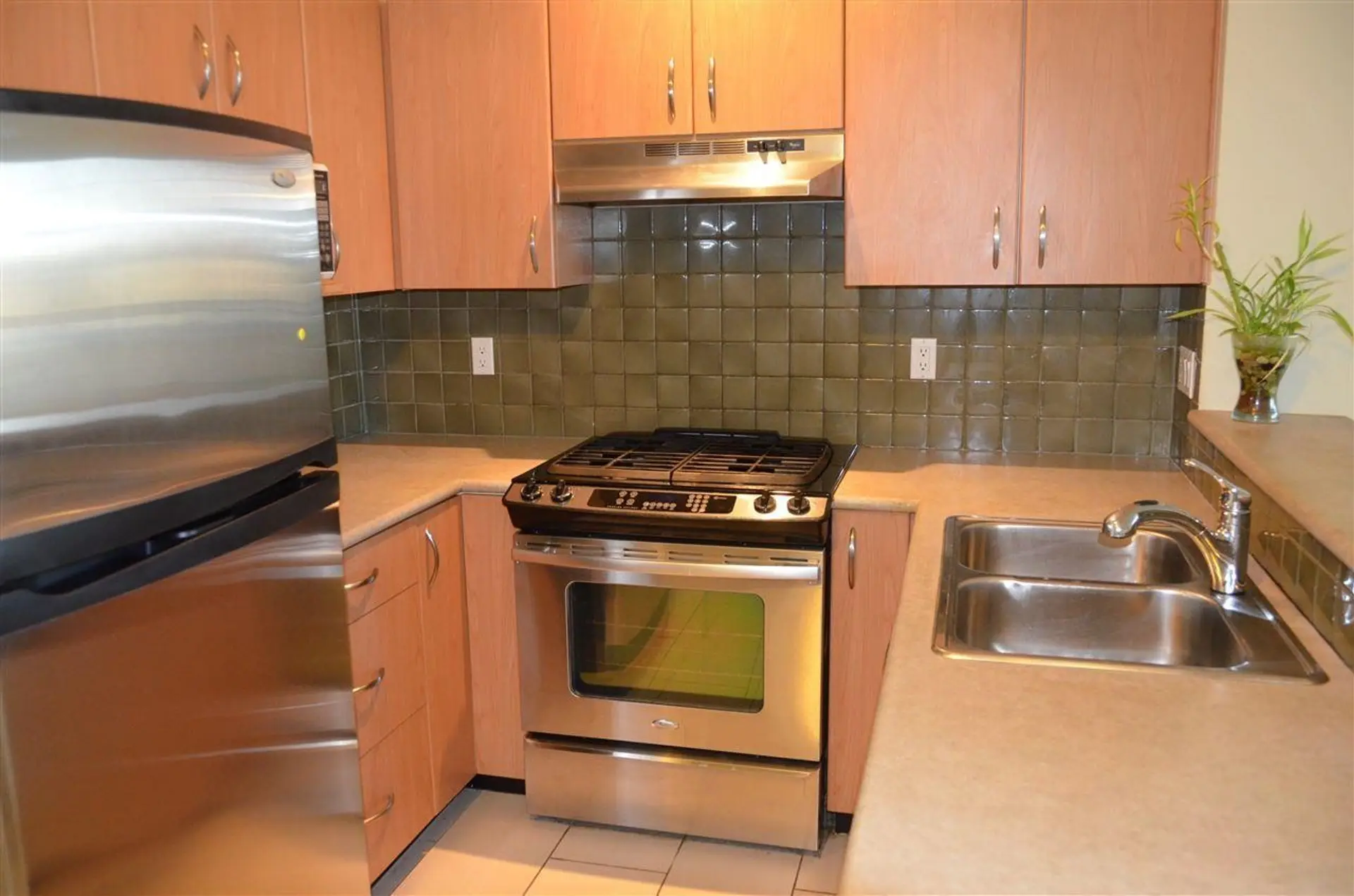 #412 995 W 59th Avenue - Image 6