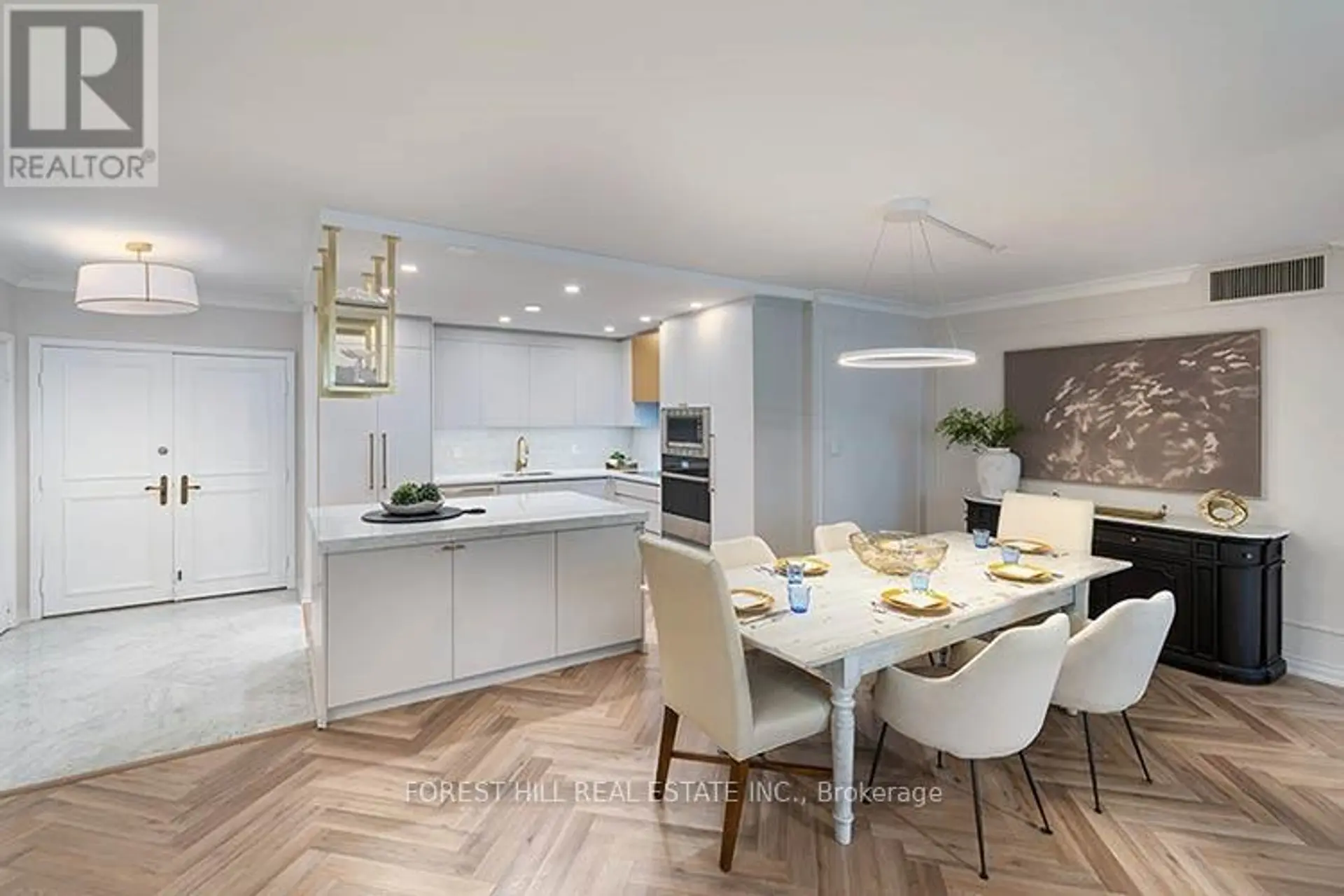 #205 350 LONSDALE ROAD - Image 4