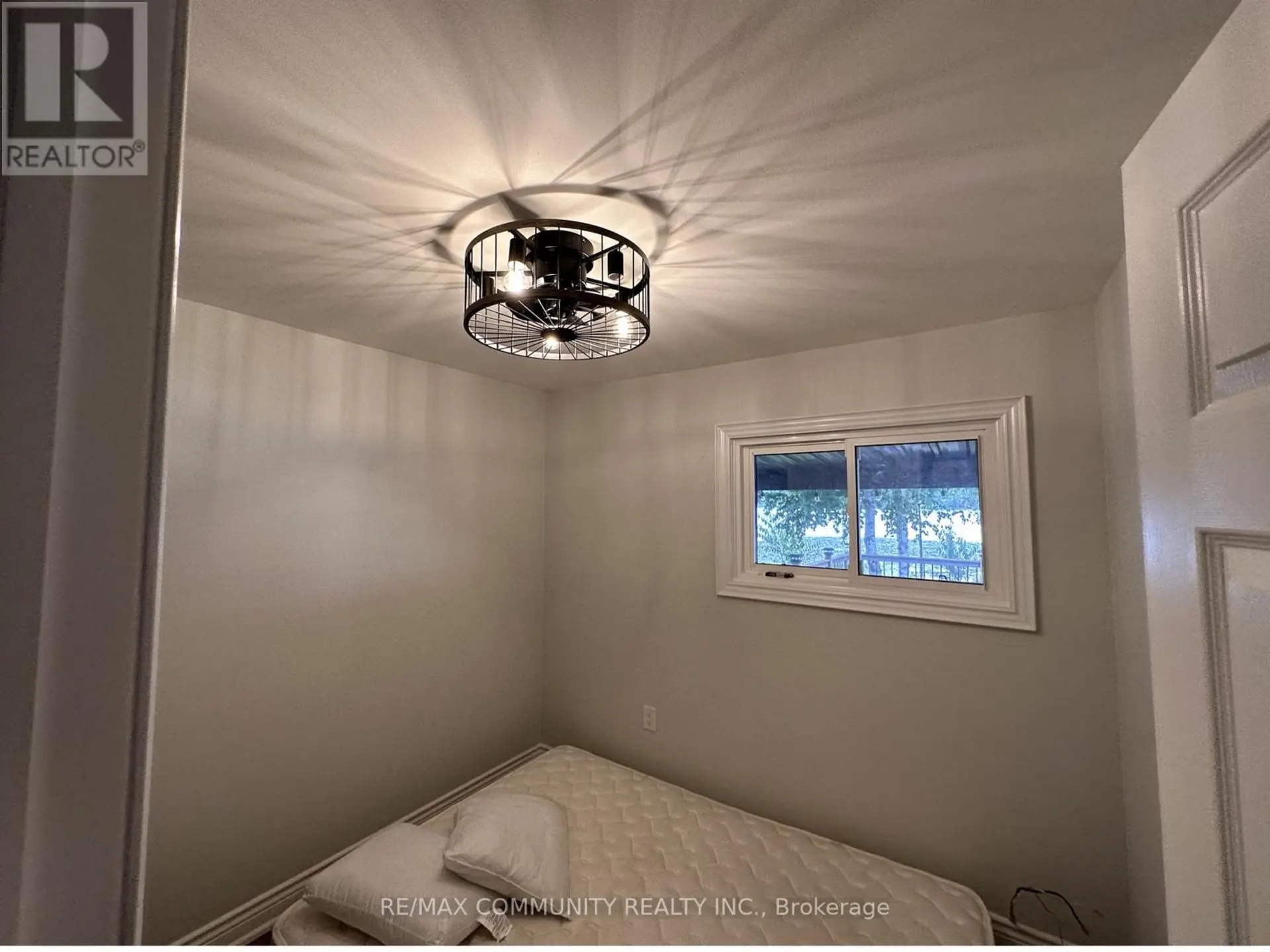 3 HILLSIDE DRIVE - Image 9