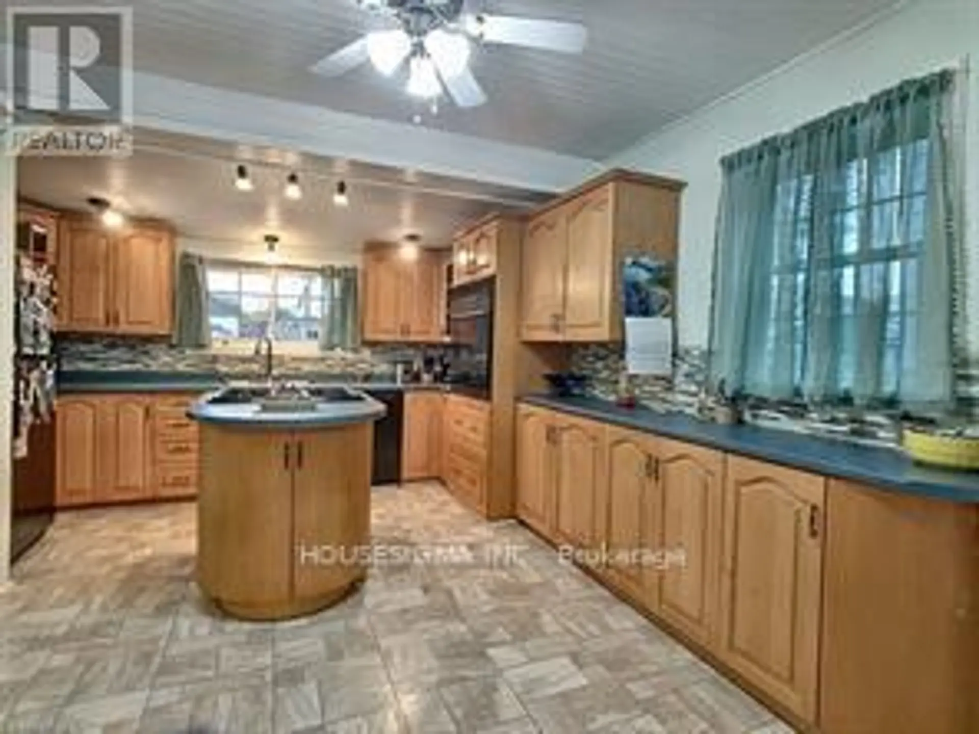 94 ALMA STREET - Image 2