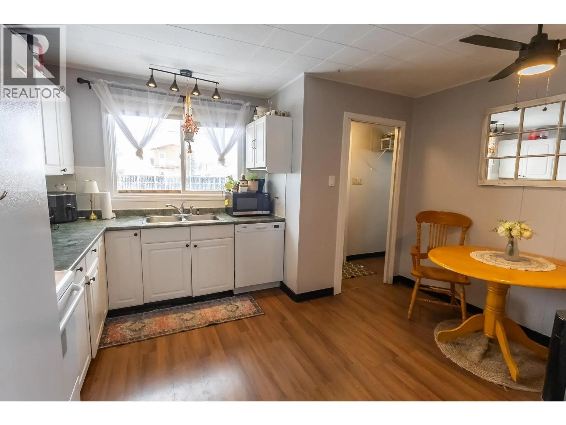 1016 120 Avenue - Image 6
