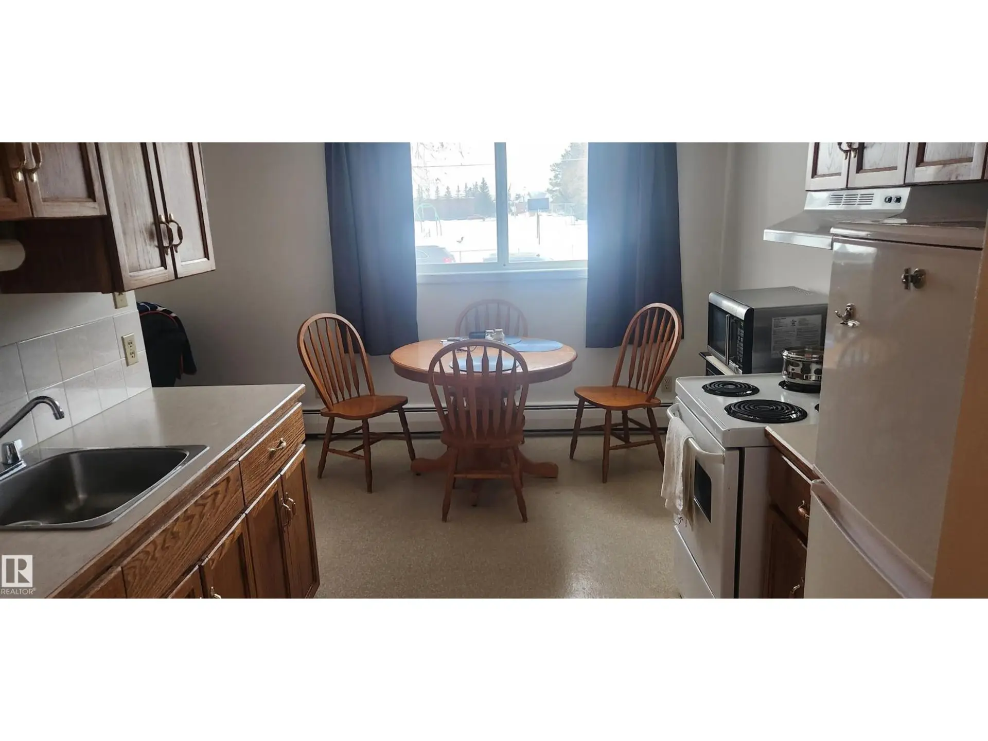 9540 - 100 AV - Image 6