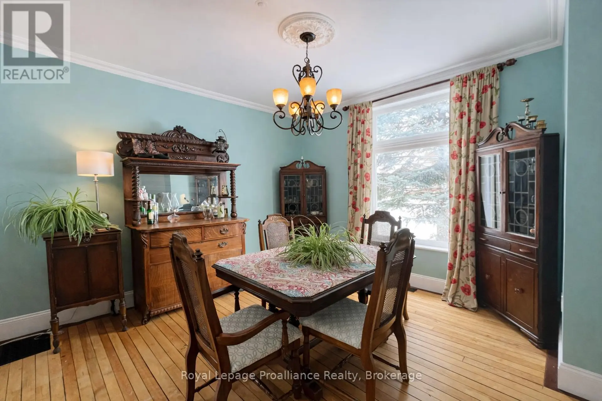 308 BLEECKER AVENUE - Image 5