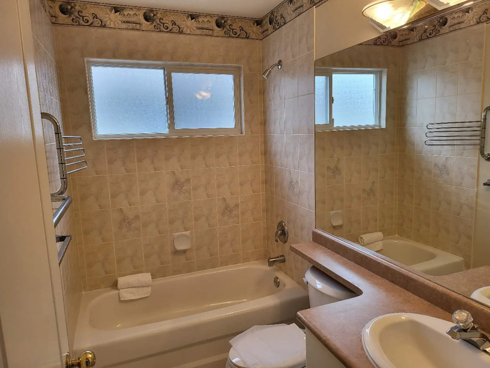 6833 Barnard Drive - Image 13