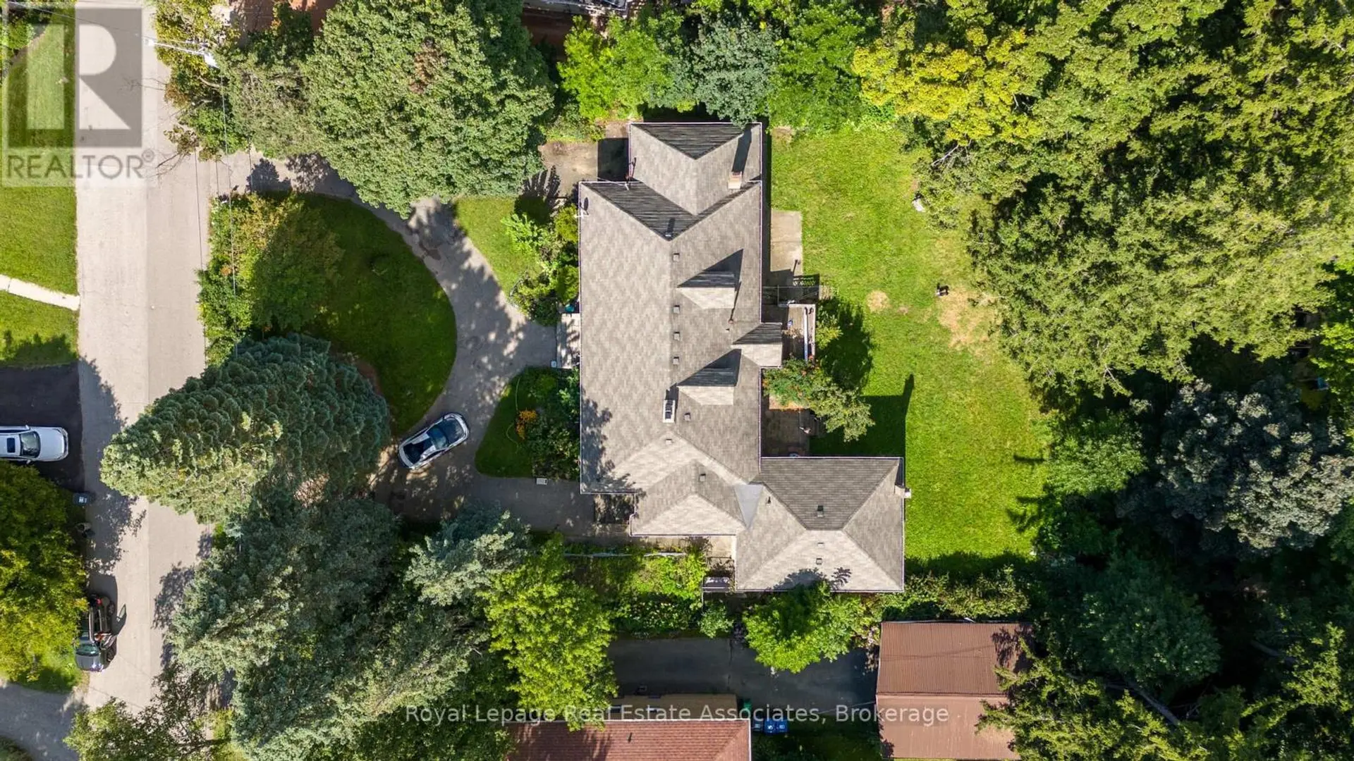 11 BEN MACHREE DRIVE - Image 2