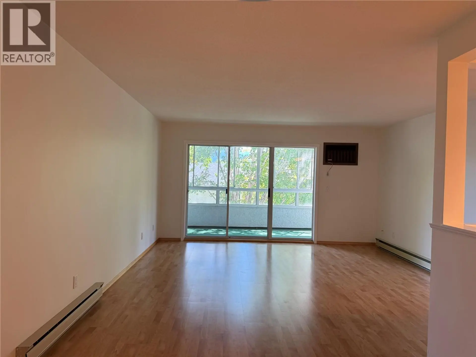 #208 255 McIntosh Road - Image 6