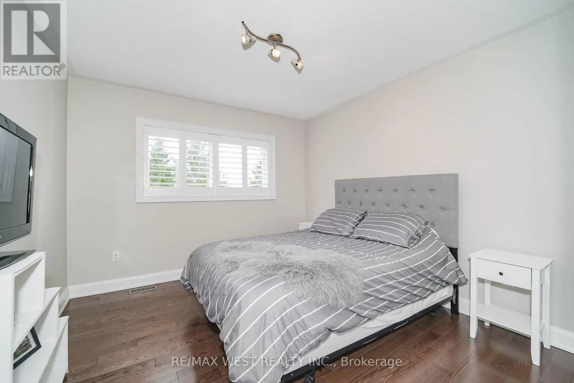 39 SYLWOOD CRESCENT - Image 10