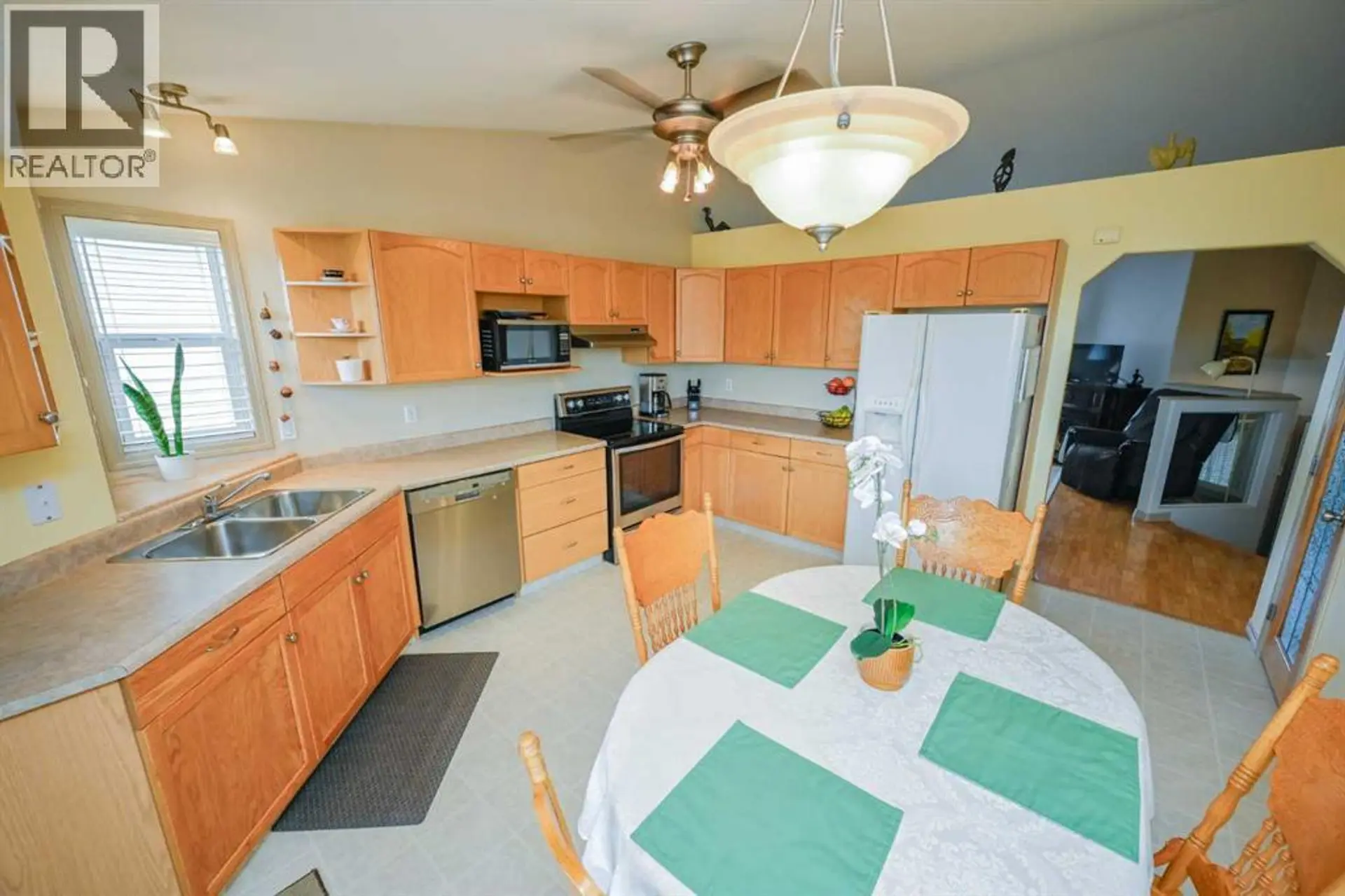 10605 72 Avenue - Image 6