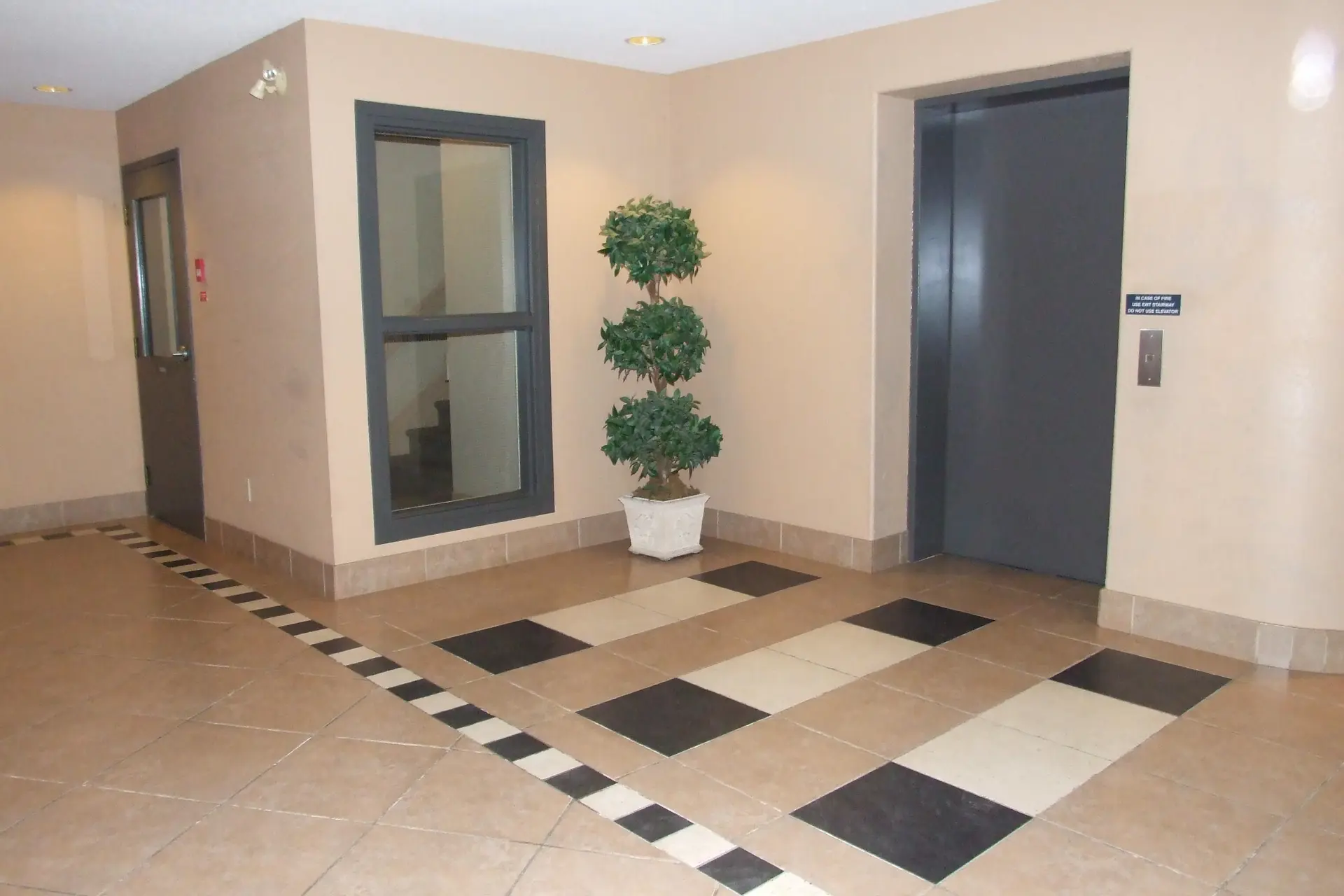 #224 2700 McCallum Road - Image 17