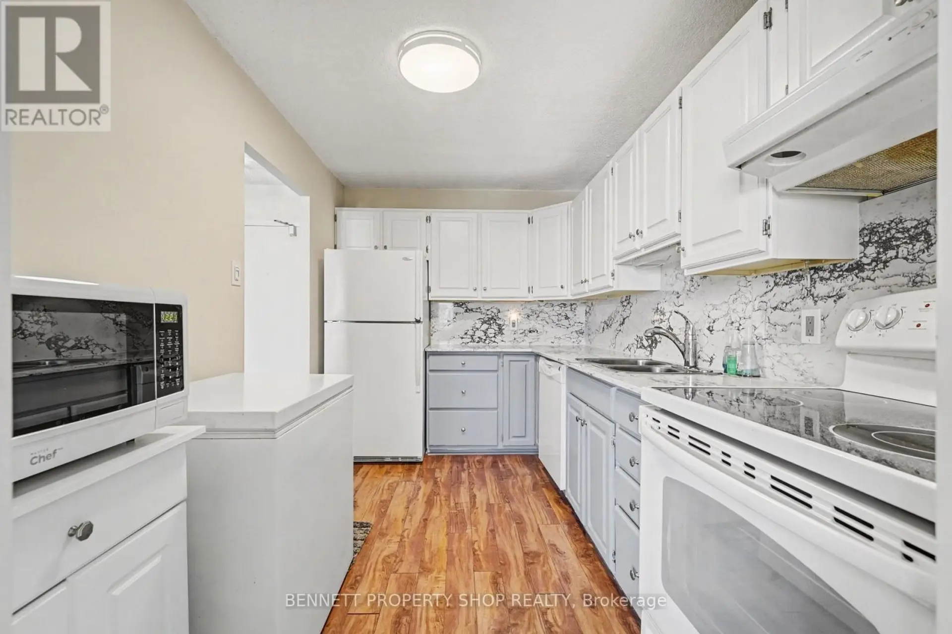 #2011 665 BATHGATE DRIVE - Image 3