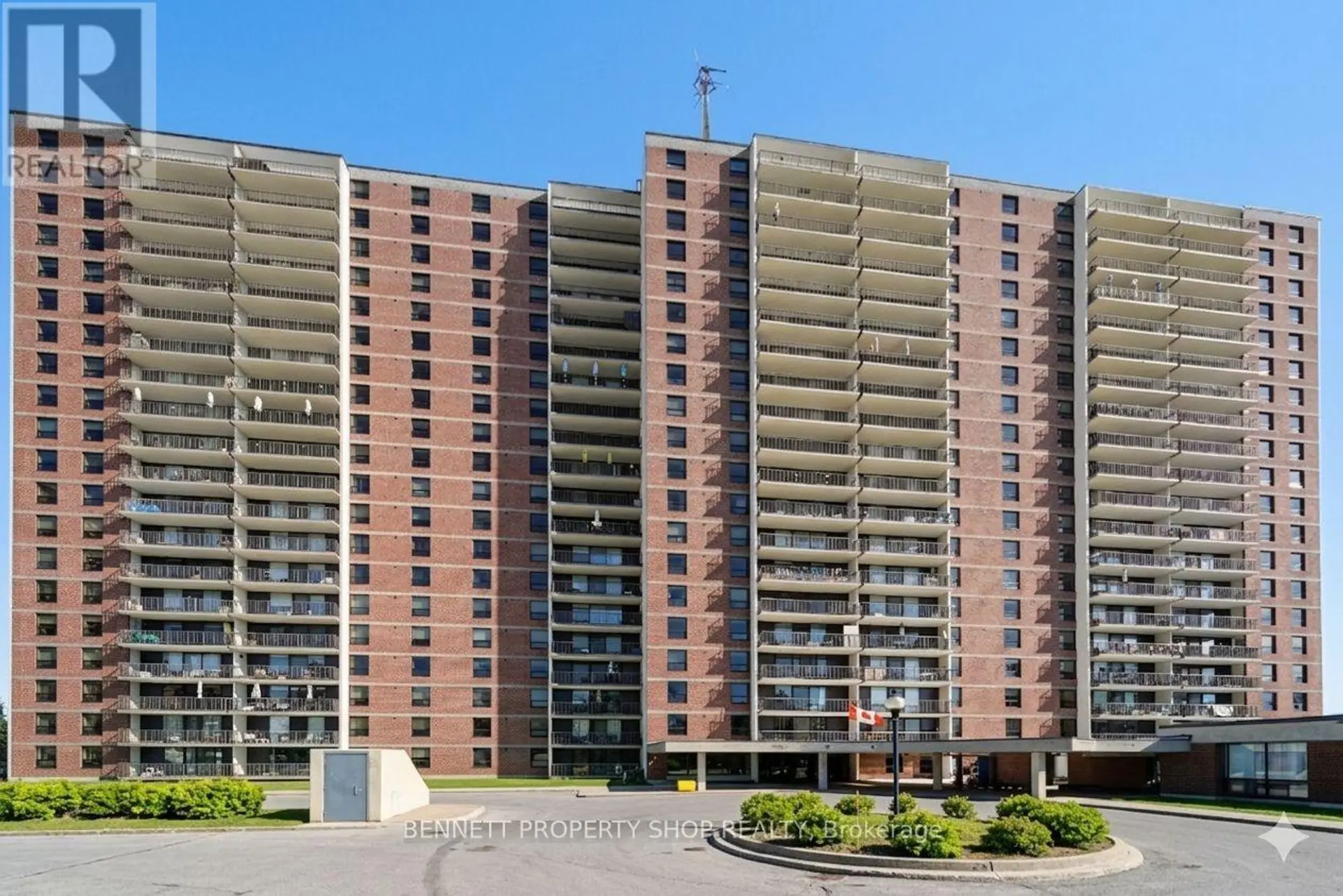 #2011 665 BATHGATE DRIVE - Image 1