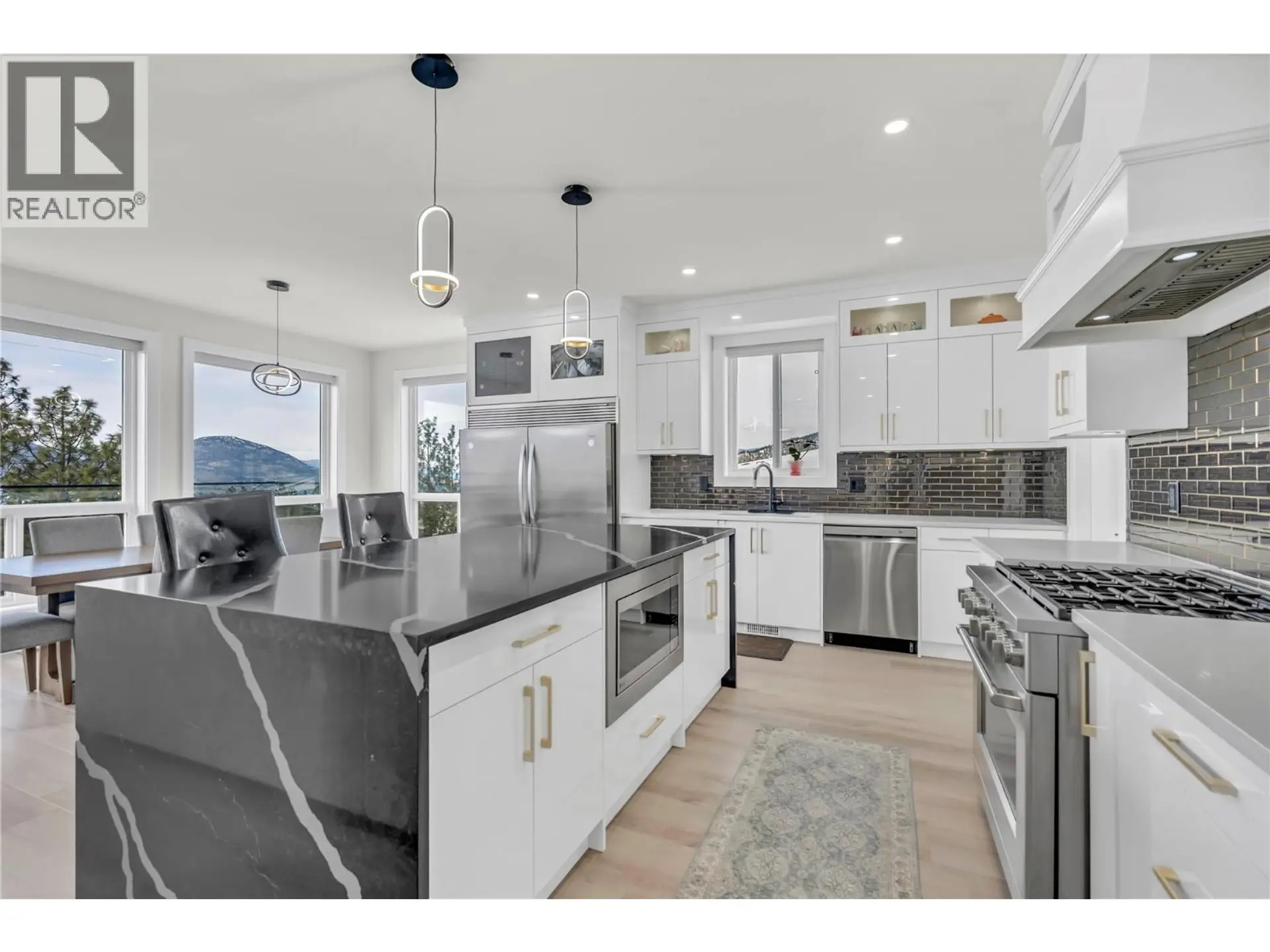 Property at 2719 HAWTHORN Drive, Penticton, BC