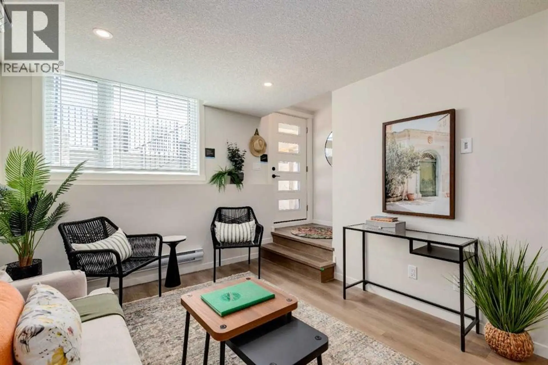 #205 40 Livingston Parade NE - Image 4